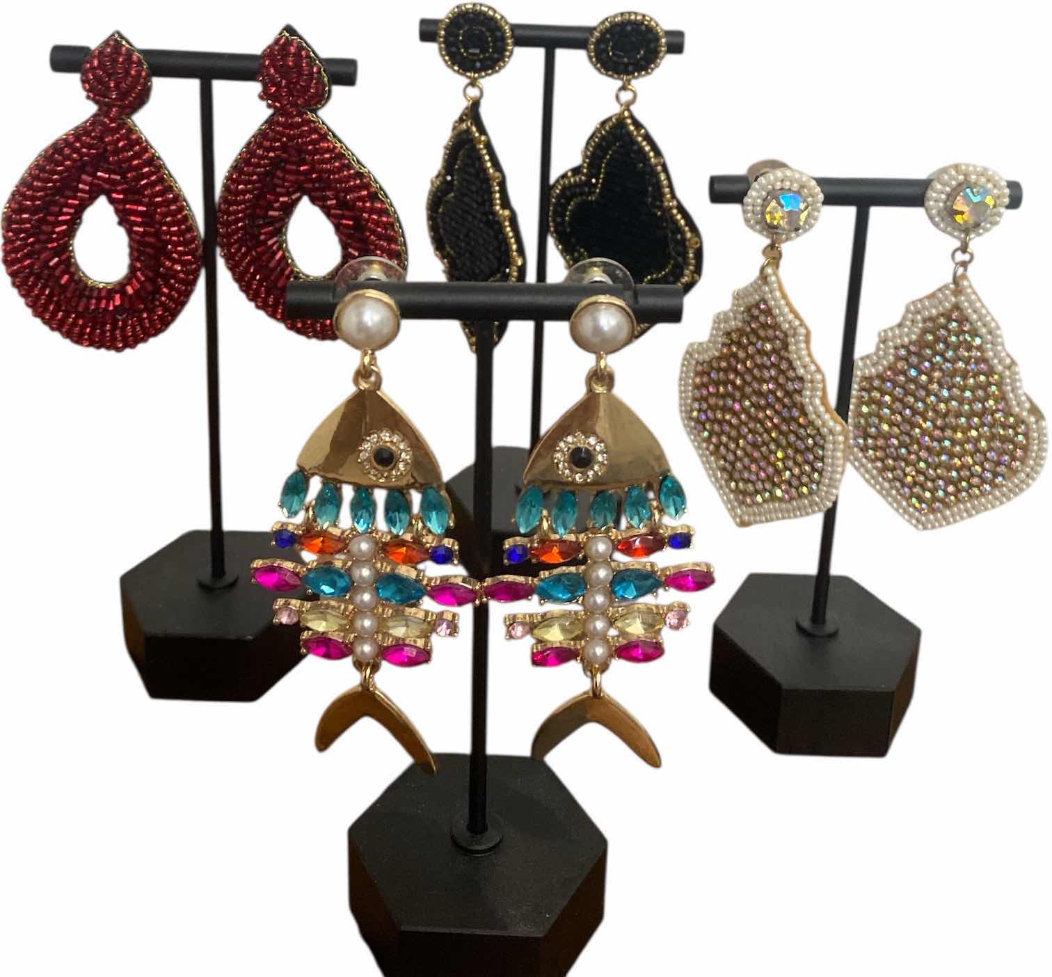 Photo 1 of 4 - FASHION EARRINGS (STAND NOT INCLUDED)