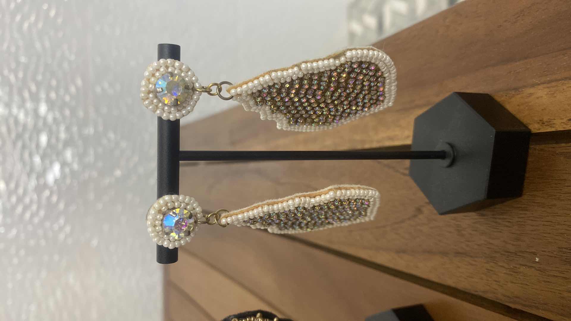 Photo 1 of 4 - FASHION EARRINGS (STAND NOT INCLUDED)