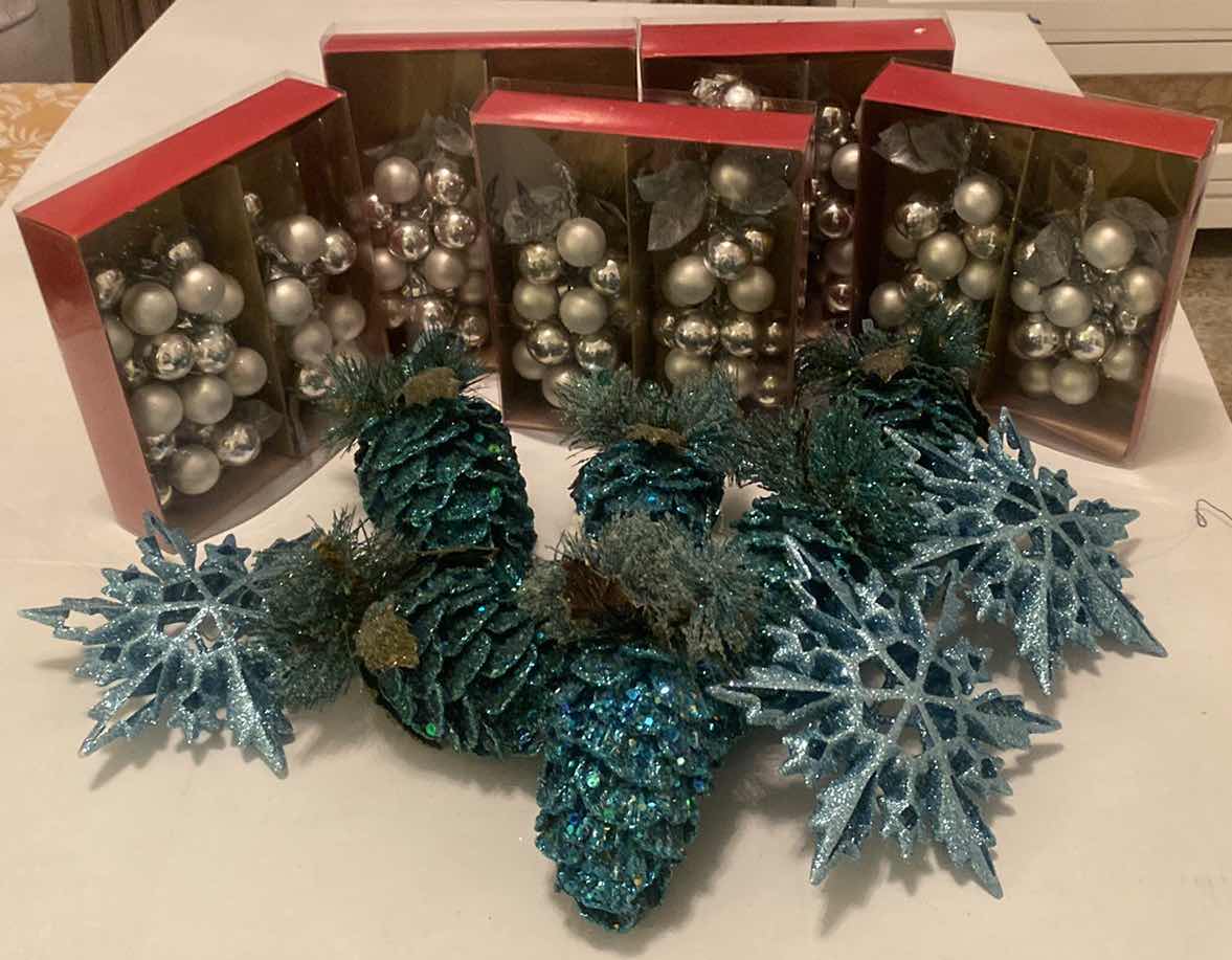 Photo 1 of 14 - ZGALLERIE BLUE CHRISTMAS DECOR PINE CONES ARE 7”