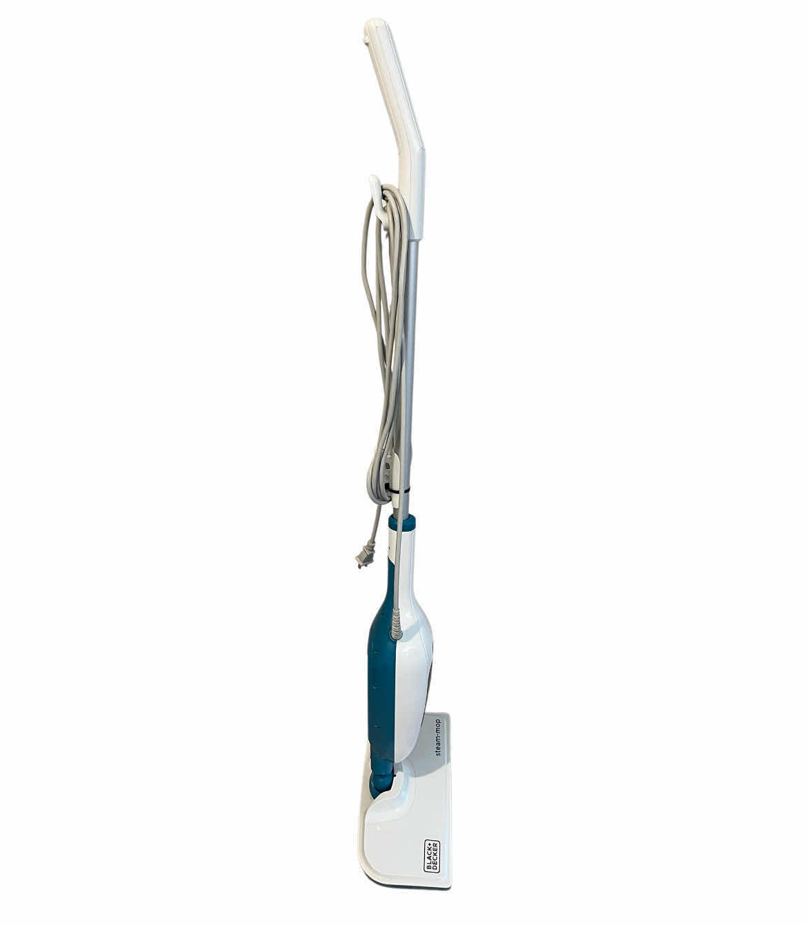 Photo 1 of BLACK & DECKER CLASSIC 16’ EXTENSION STEAM MOP HSMI3EI W 9 MICROFIBER PADS