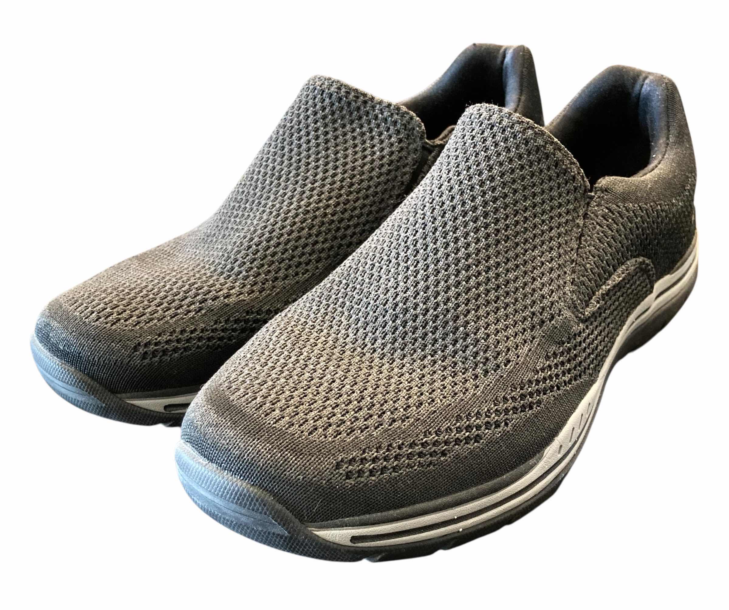 Photo 1 of SKECHERS RELAX FIT DARK GREY MENS SLIP ON LOAFERS SIZE 10