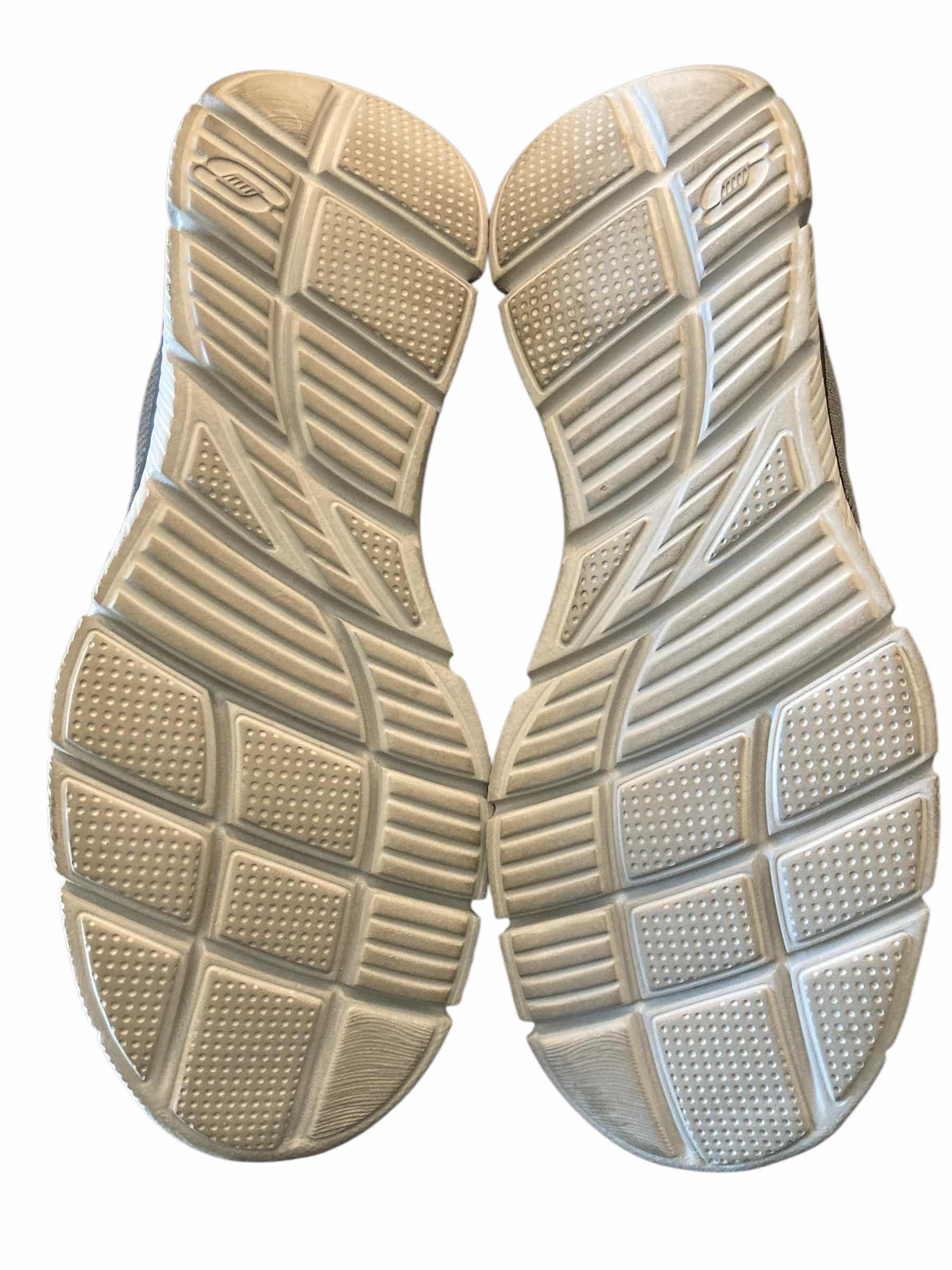 Photo 1 of SKECHERS MENS EQUALIZER DOUBLE PLAY SLIP ON GREY WALKING SNEAKERS SIZE 10