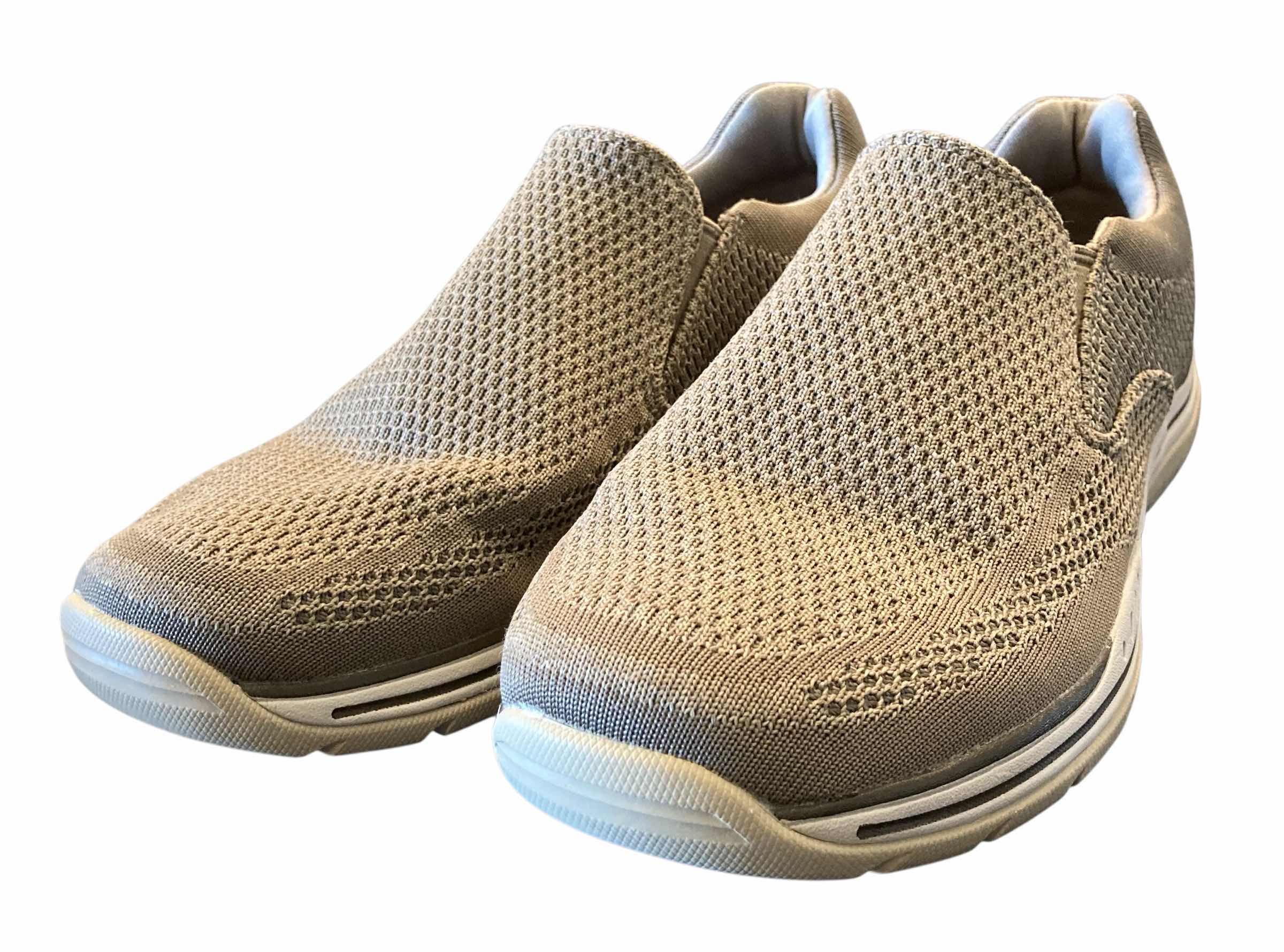 Photo 1 of SKECHERS MENS RELAXED FIT EXPECTED GOMEL CASUAL SLIP ON TAUPE SNEAKERS SIZE 10