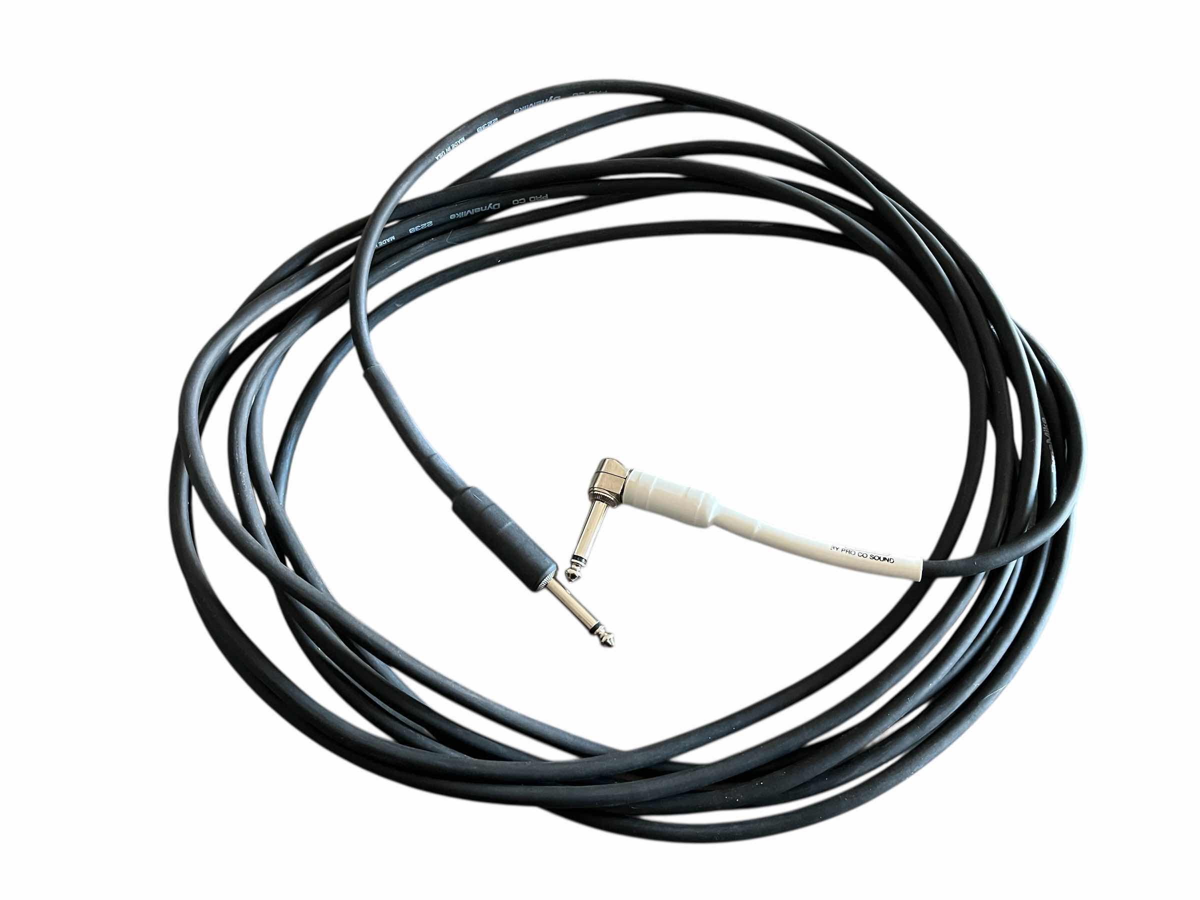 Photo 1 of PRO CO SOUND LIFELINES 18’ RIGHT TO STRAIGHT ANGLE GUITAR INSTRUMENTAL CABLE