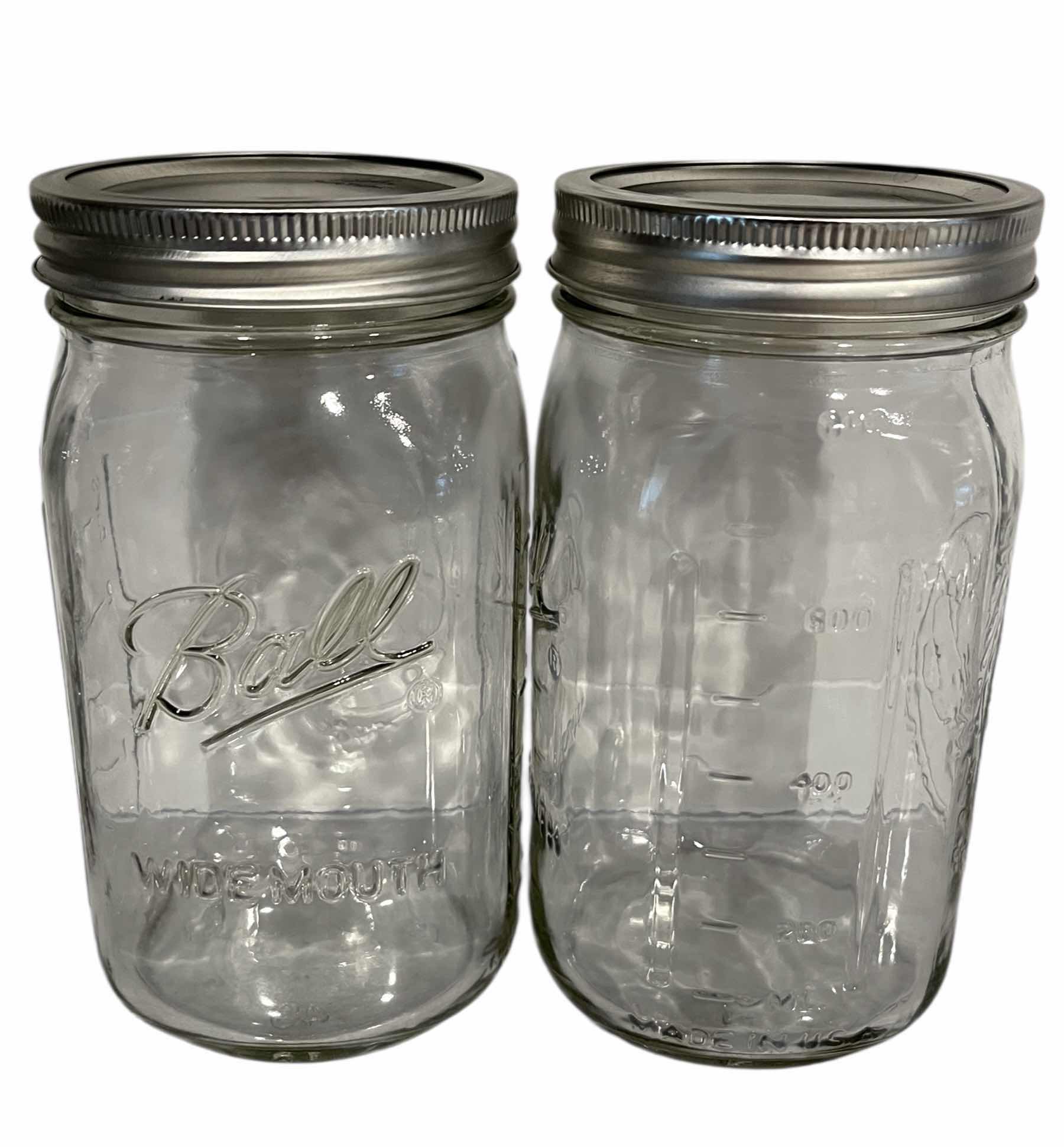 Photo 1 of BALL 800ML MASON JARS W LIDS (12) & 4 FERMILID SILICONE LIDS