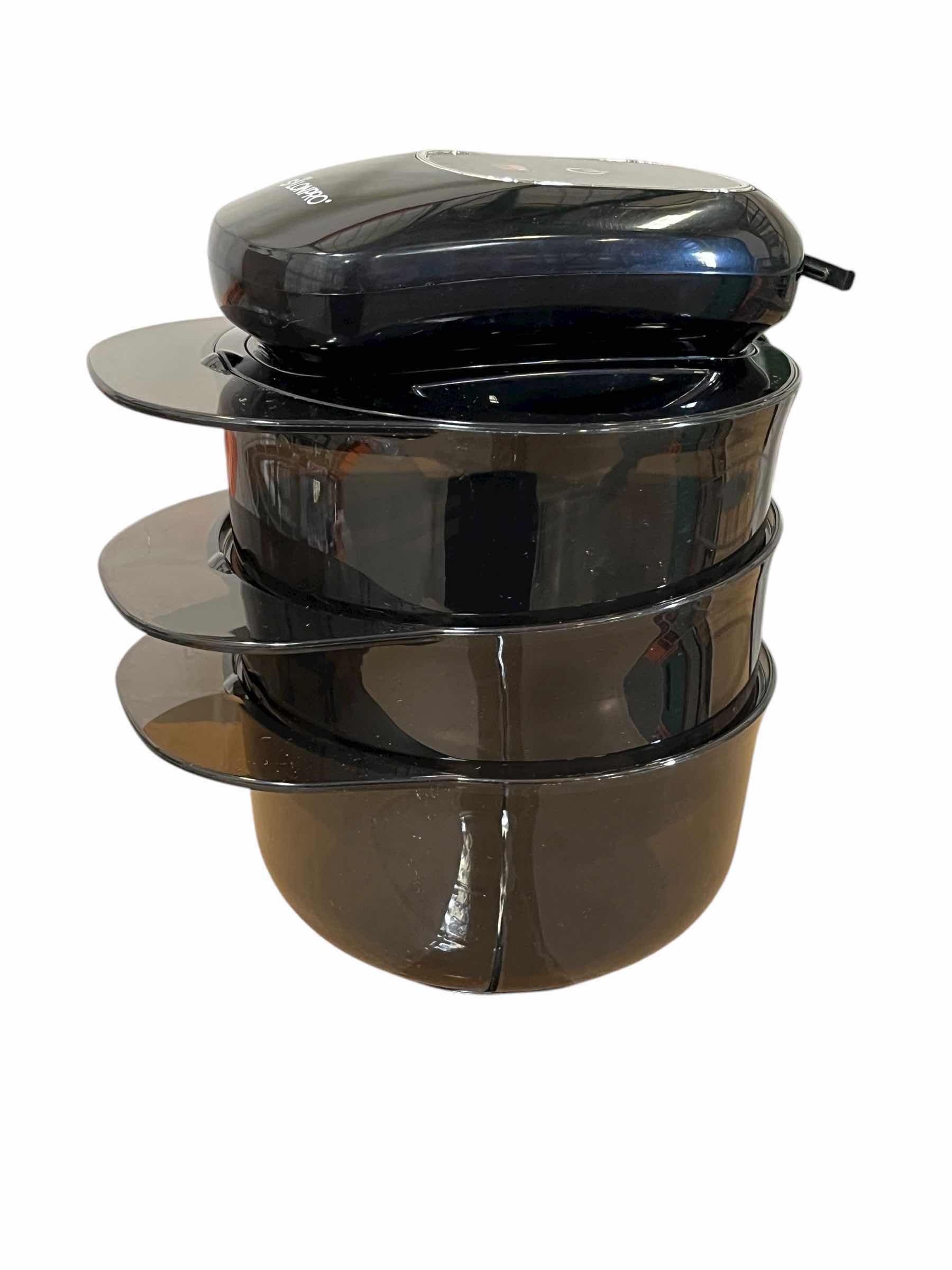 Photo 1 of SALONPRO MIX MAX AUTOMATIC PERFECT HAIR COLOR MIXING SYSTEM W 3 MIXING BOWLS