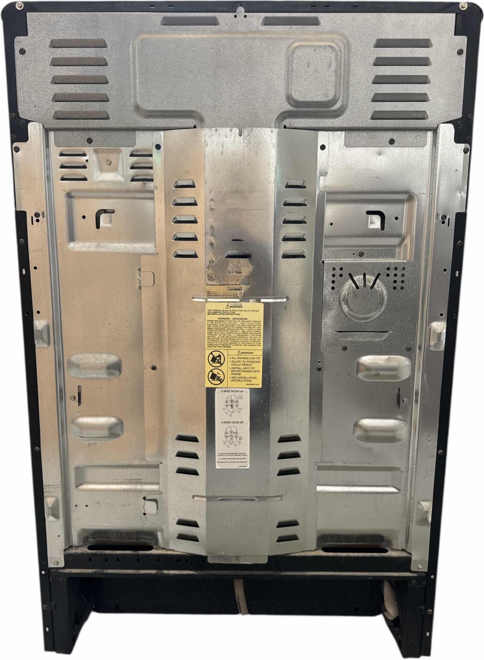 Photo 1 of GENERAL ELECTRIC STAINLESS STEEL ELECTRIC STOVE JBP66SOH2SS BLACK 30” X 25” X H47”