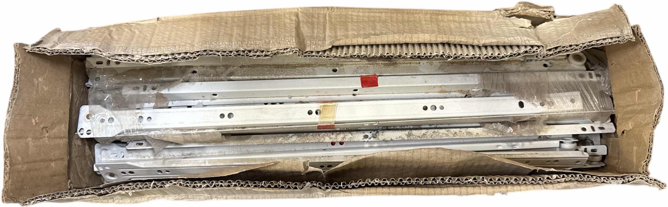 Photo 1 of 22” DRAWER SLIDES 35-0022-WT2 WHITE PACK OF 4