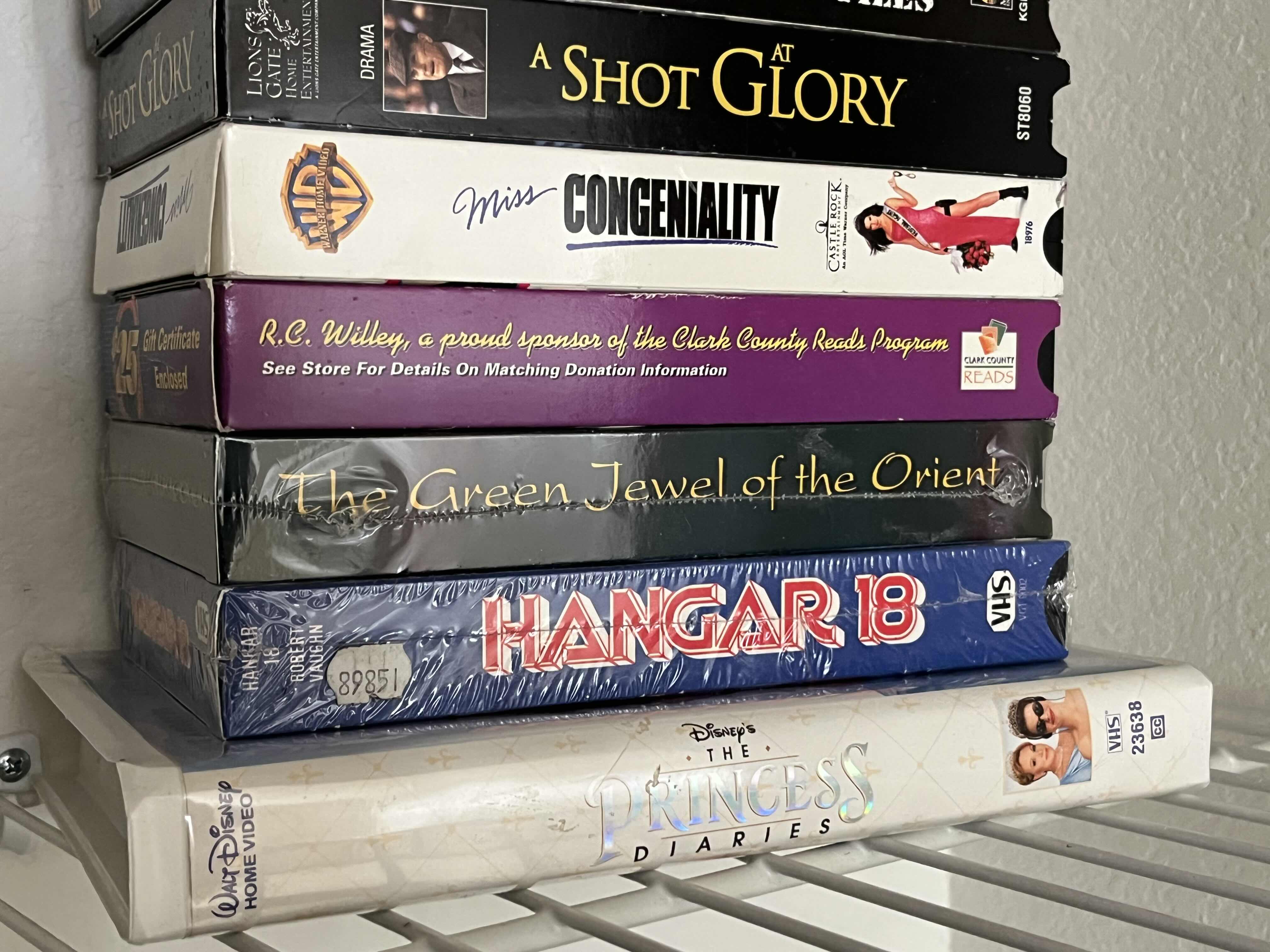 Photo 1 of VHS MOVIES (10)