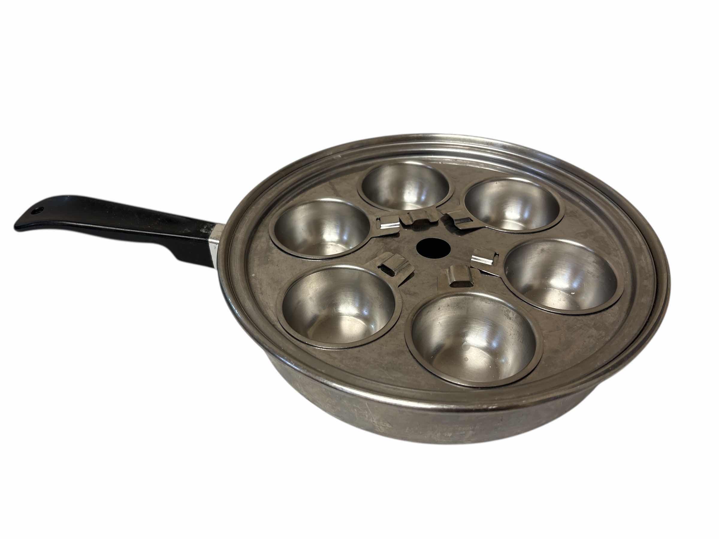 Photo 1 of STAINLESS STEEL EGG POACHER