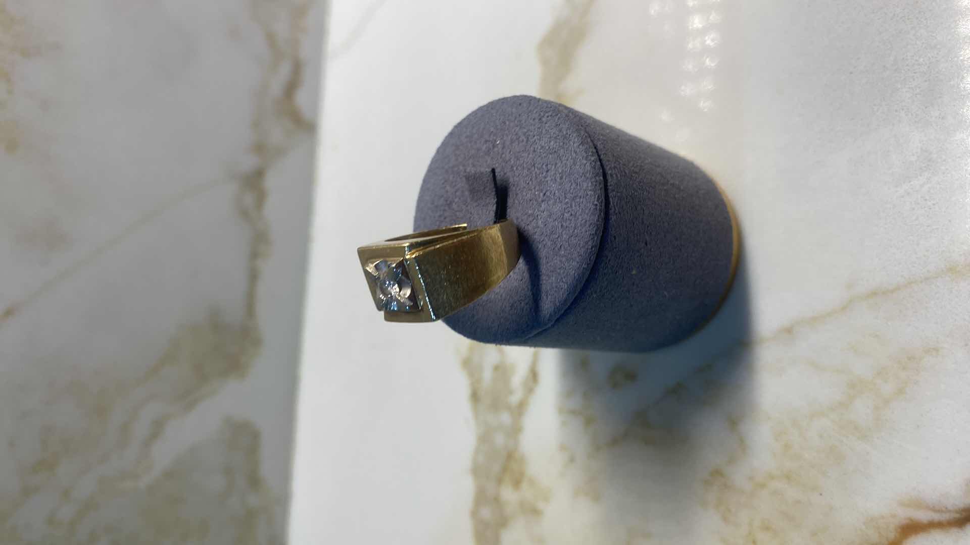 Photo 1 of VINTAGE MEN’S 14 K STAMPED GOLD RING WITH CENTER DIAMOND 1/2 KT 9G TOTAL WEIGHT