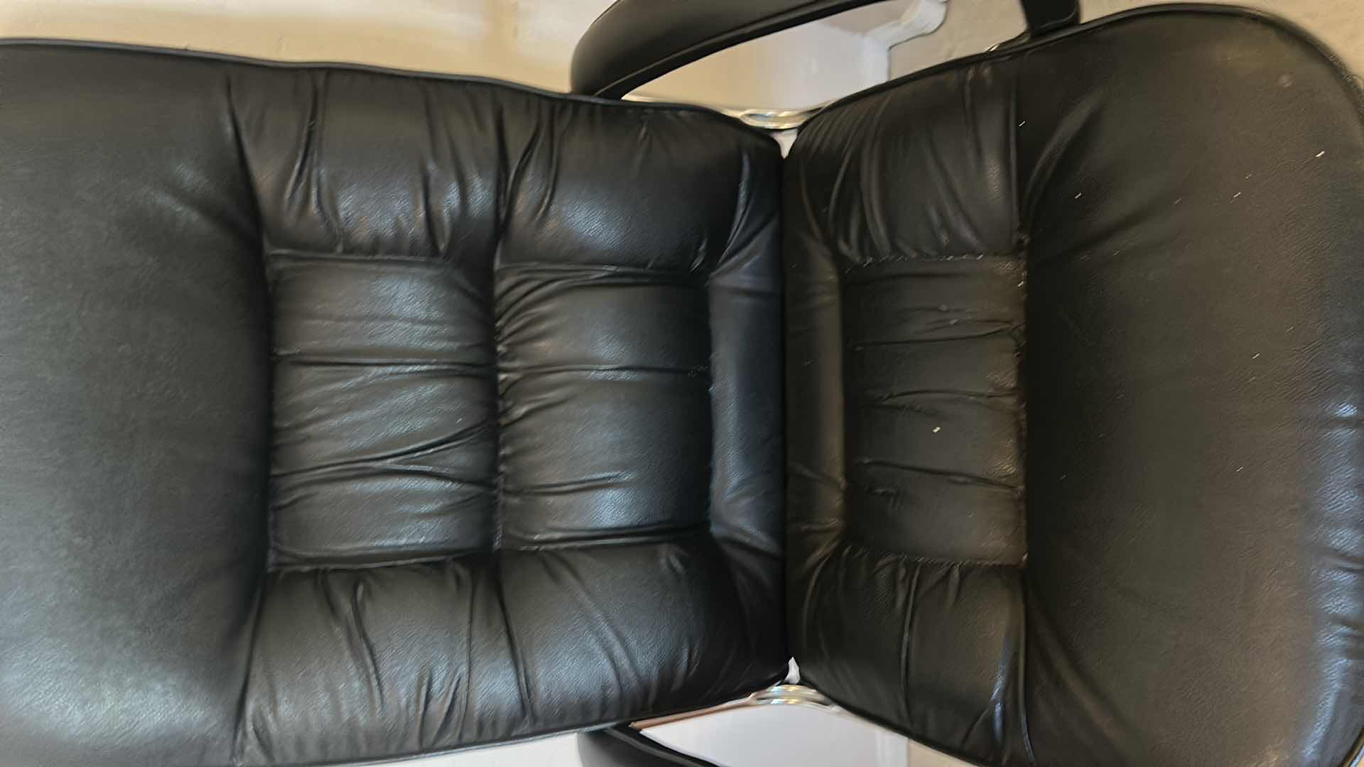 View 4 of HIGH BACK BLACK EXECUTIVE OFFICE CHAIR