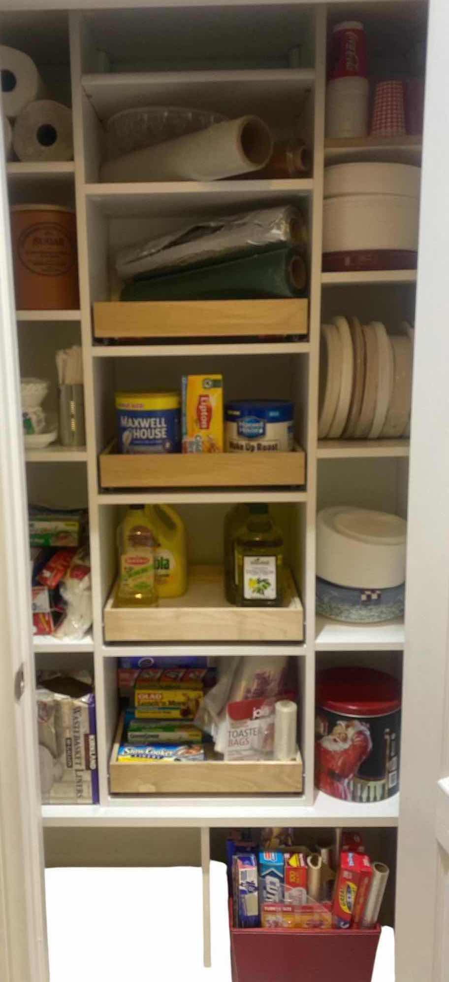 View 1 of CONTENTS OF CLOSET – BAGS AND WRAP, PAPER GOODS TRASH LINERS