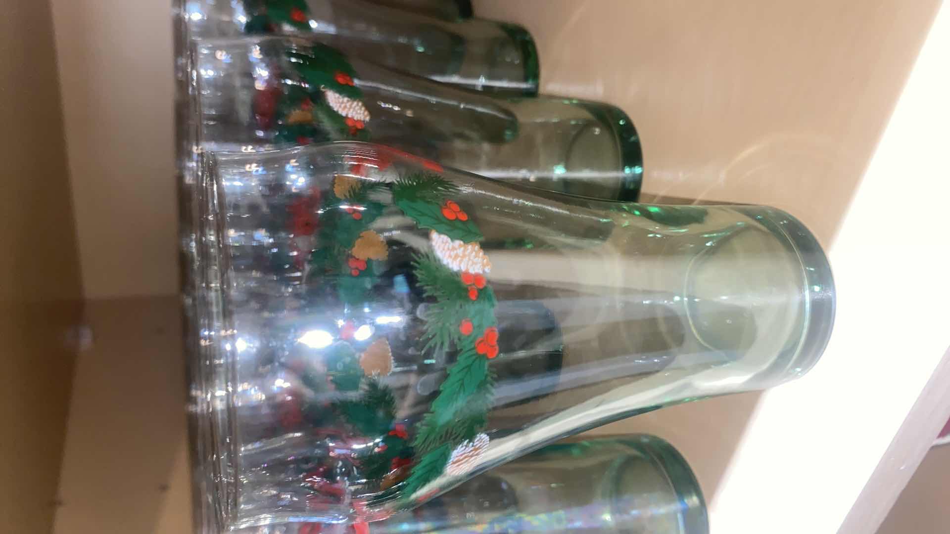 View 4 of VINTAGE COCA-COLA HOLIDAY GLASSES (16)