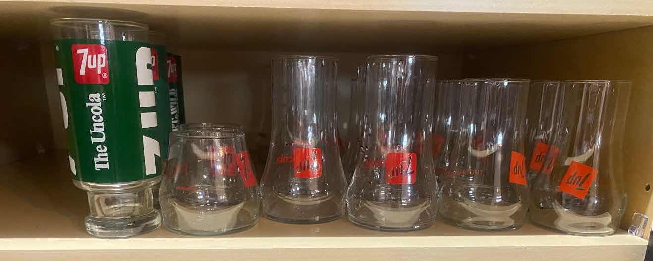View 1 of VINTAGE 7-UP GLASSES (22)