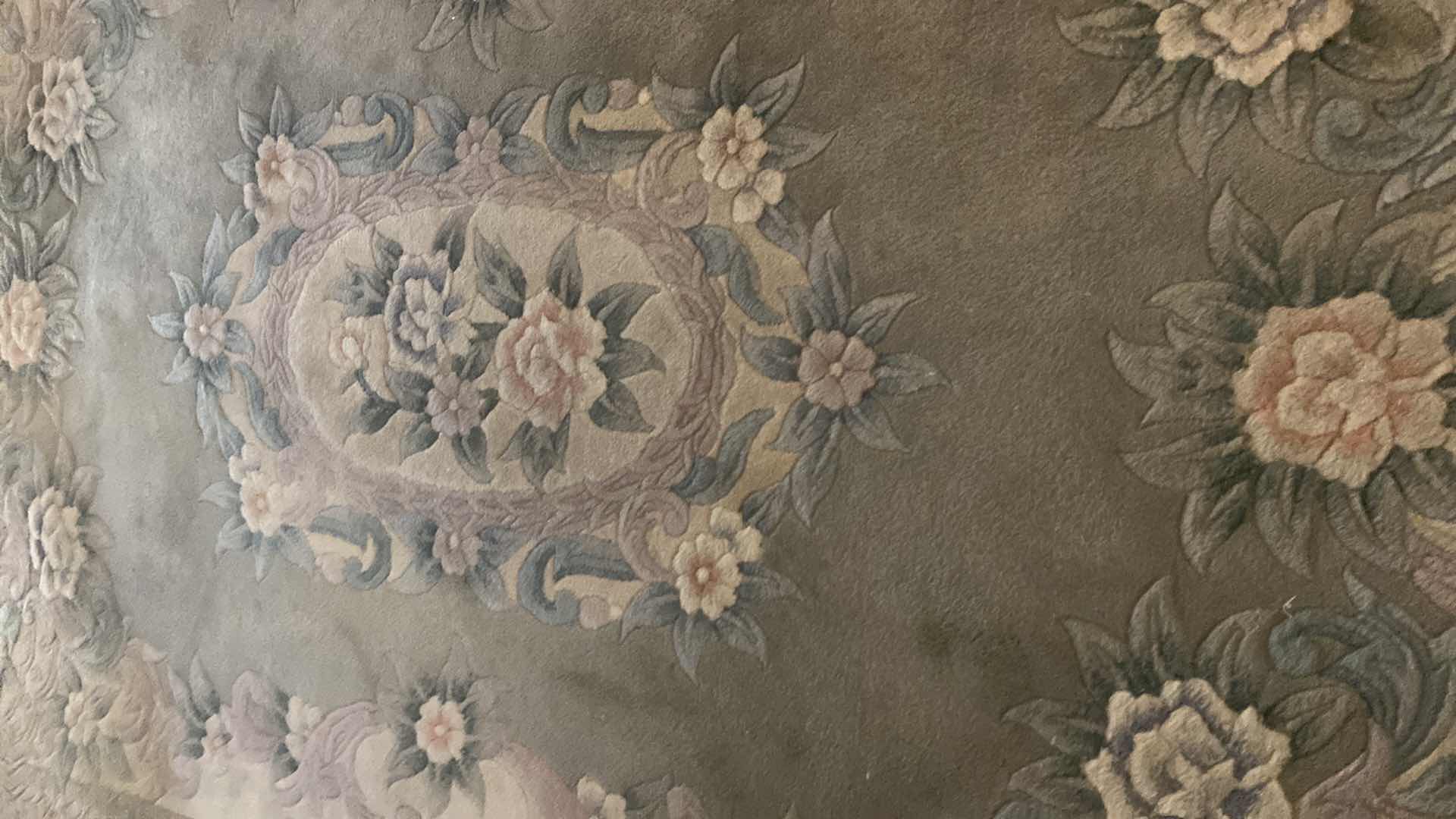 View 3 of TRADITIONAL HAND TUFTED WOOL AREA RUG LIGHT GREEN 45“ X 70“
