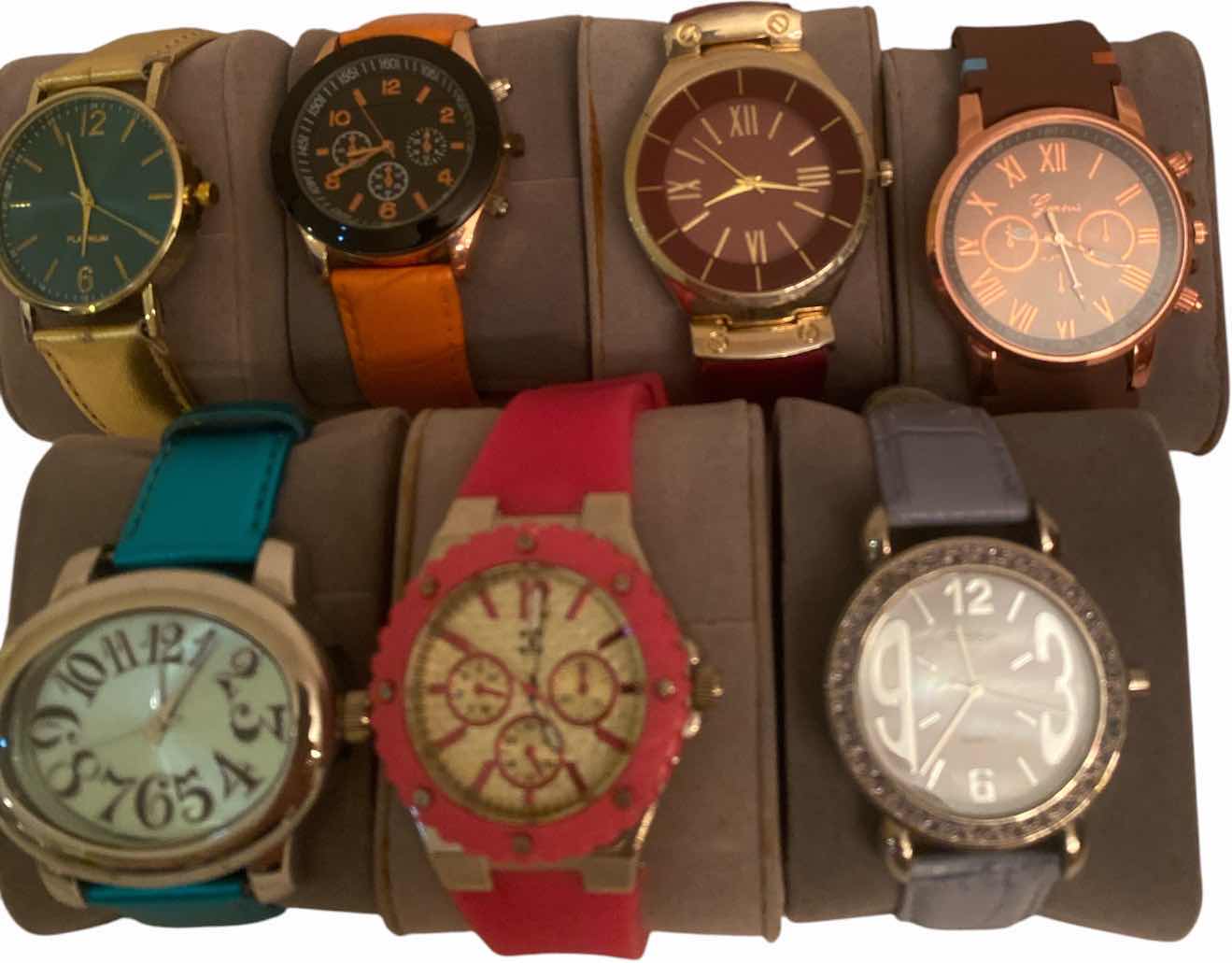 View 1 of WOMEN’S FASHION WATCHES (7)