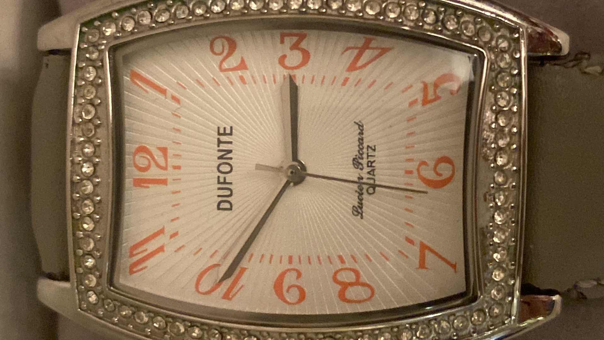 View 3 of WOMEN’S FASHION WATCHES (3)