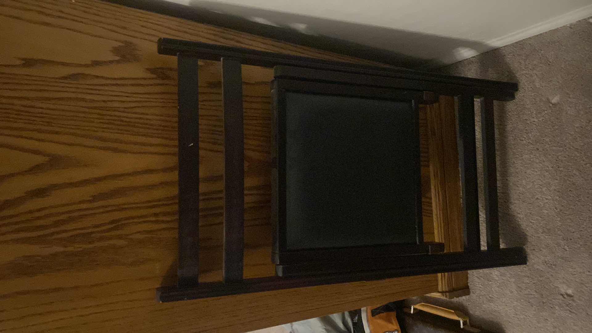 View 2 of FOLDING CHAIR