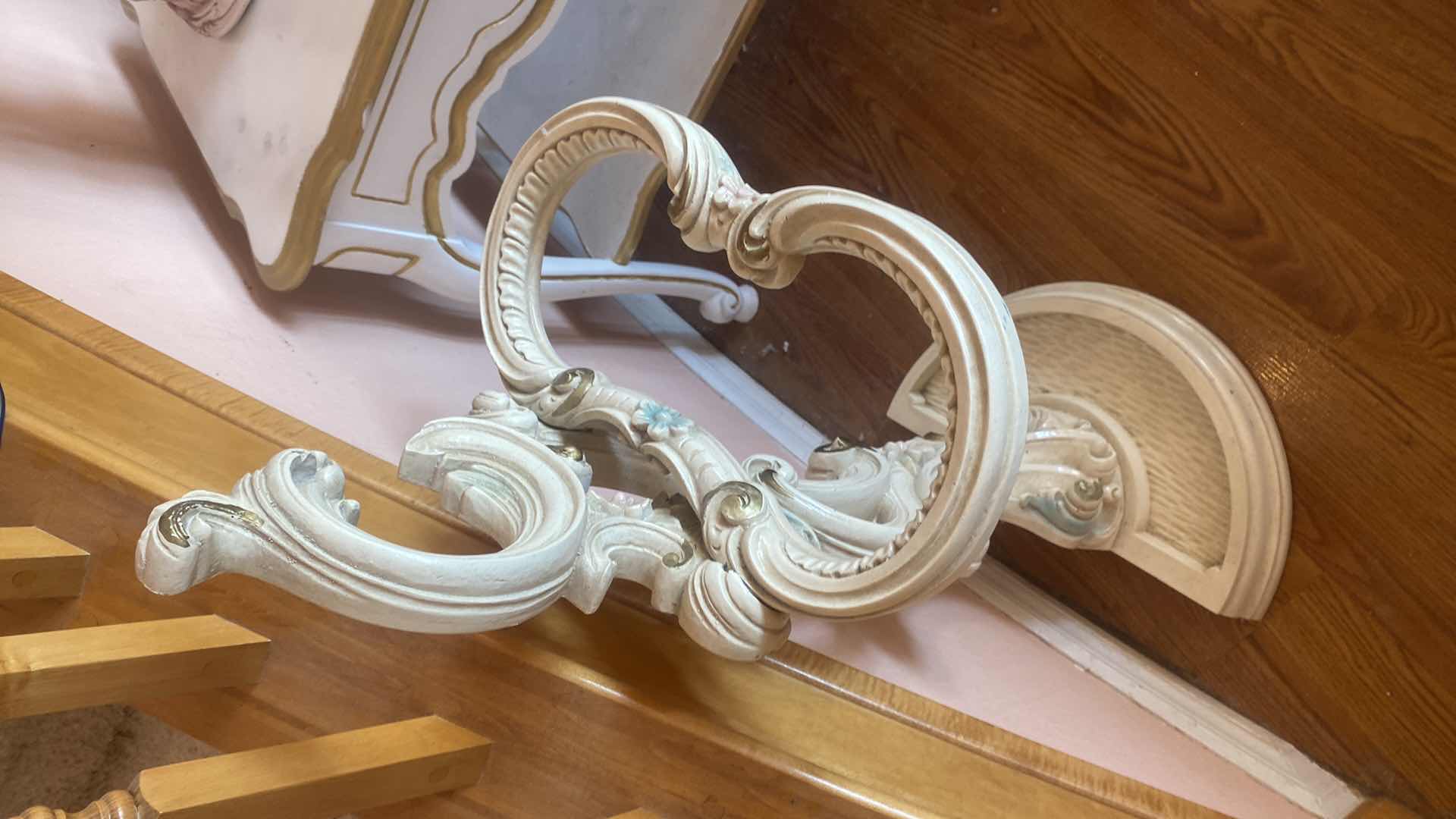 Photo 1 of FRENCH PROVINCIAL STYLE  UMBRELLA STAND H32”