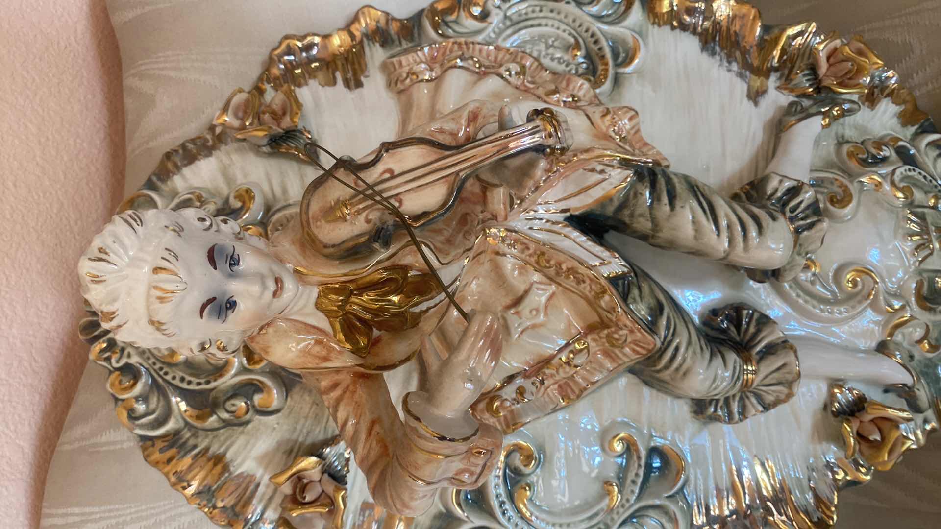 Photo 1 of CAPODIMONTE ROMEO LARGE WALL PORCELAIN WALL PLAQUE 13” x 22”