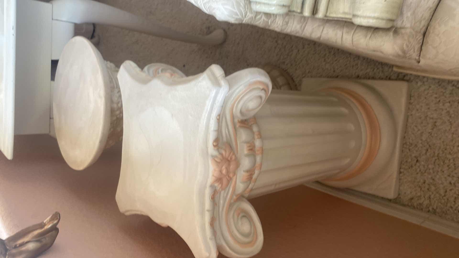 Photo 1 of 2 - HOLLOW PLASTER COLUMNS H24”