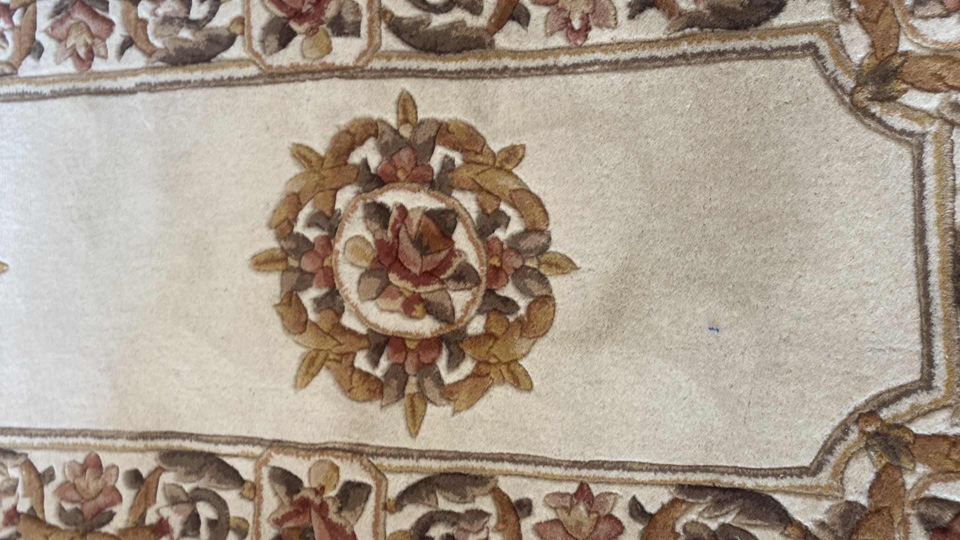 Photo 1 of NEW CHINESE HAND TUFTED RUNNER RUG 2’ 3 “x 8‘
