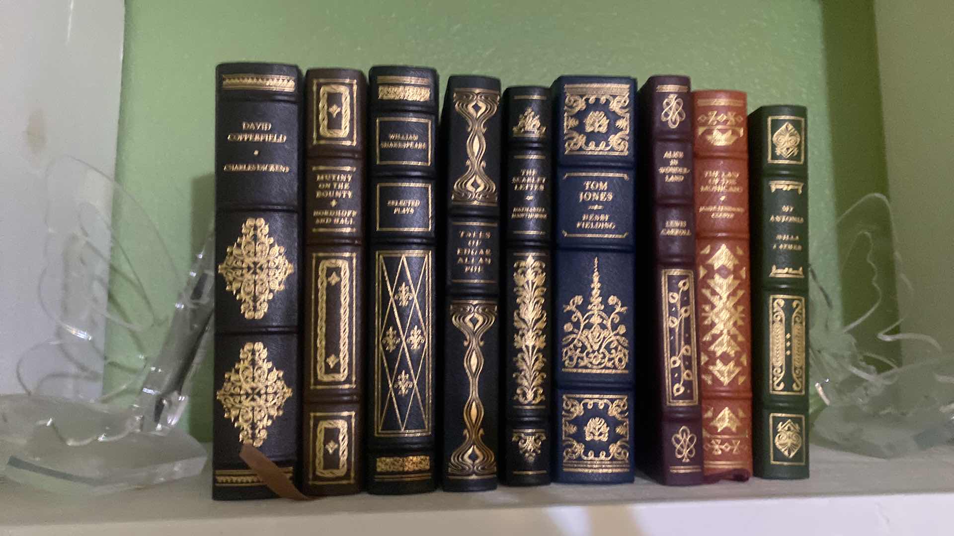 Photo 1 of VINTAGE 1960’s FRANKLIN CLASSIC BOOKS & 2 ACRYLIC BOOK ENDS