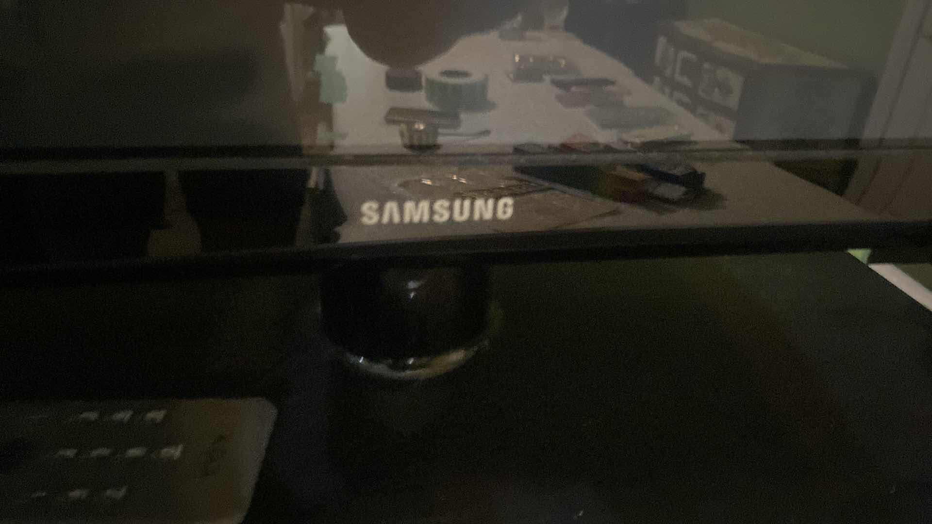 Photo 1 of 43” SAMSUNG TV & SONY CD/DVD PLAYER (no remotes)