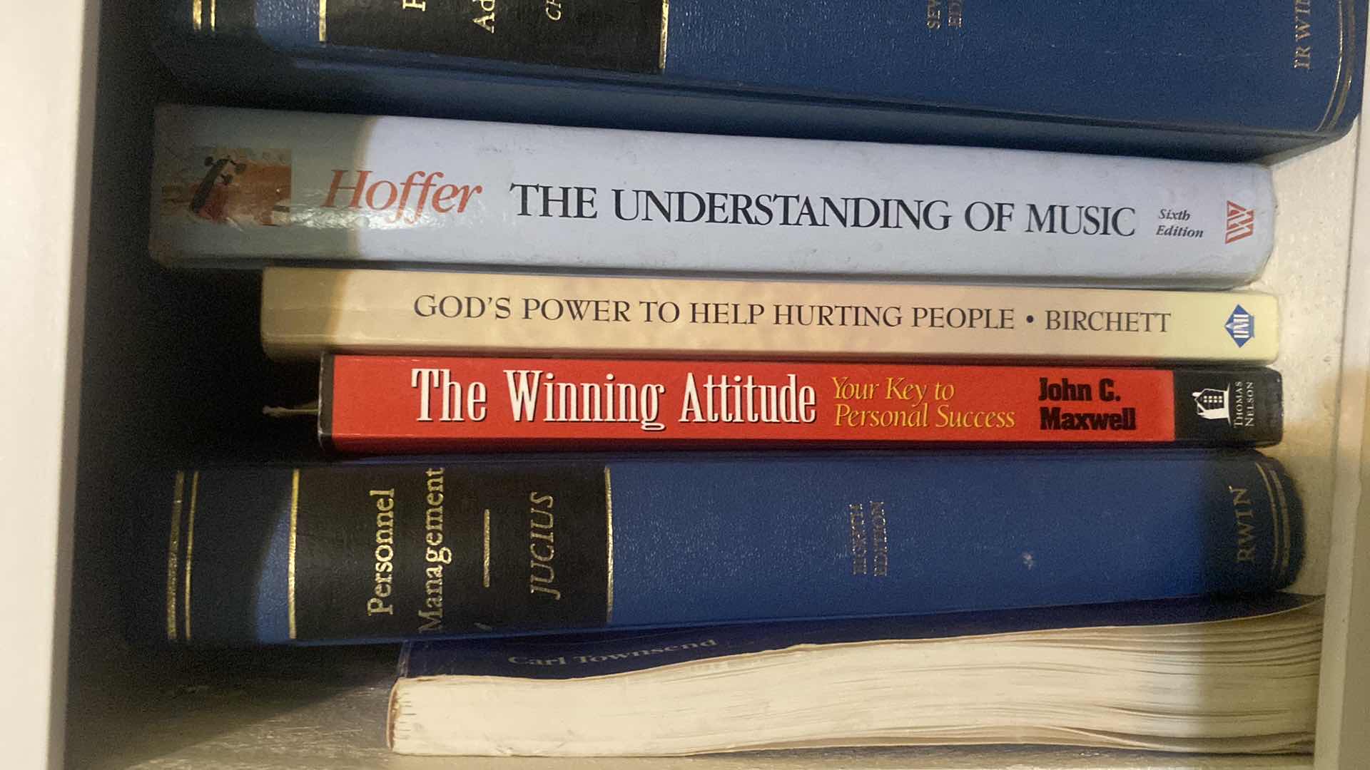 Photo 1 of 1 SHELF OF BOOKS - VARIOUS GENRES