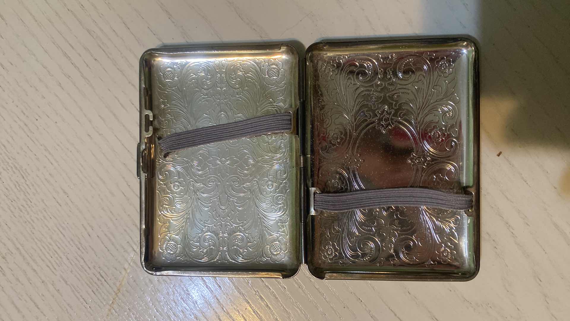 Photo 1 of 6 - PHONE PROTECTORS & 1 BUSINESS CARD HOLDER