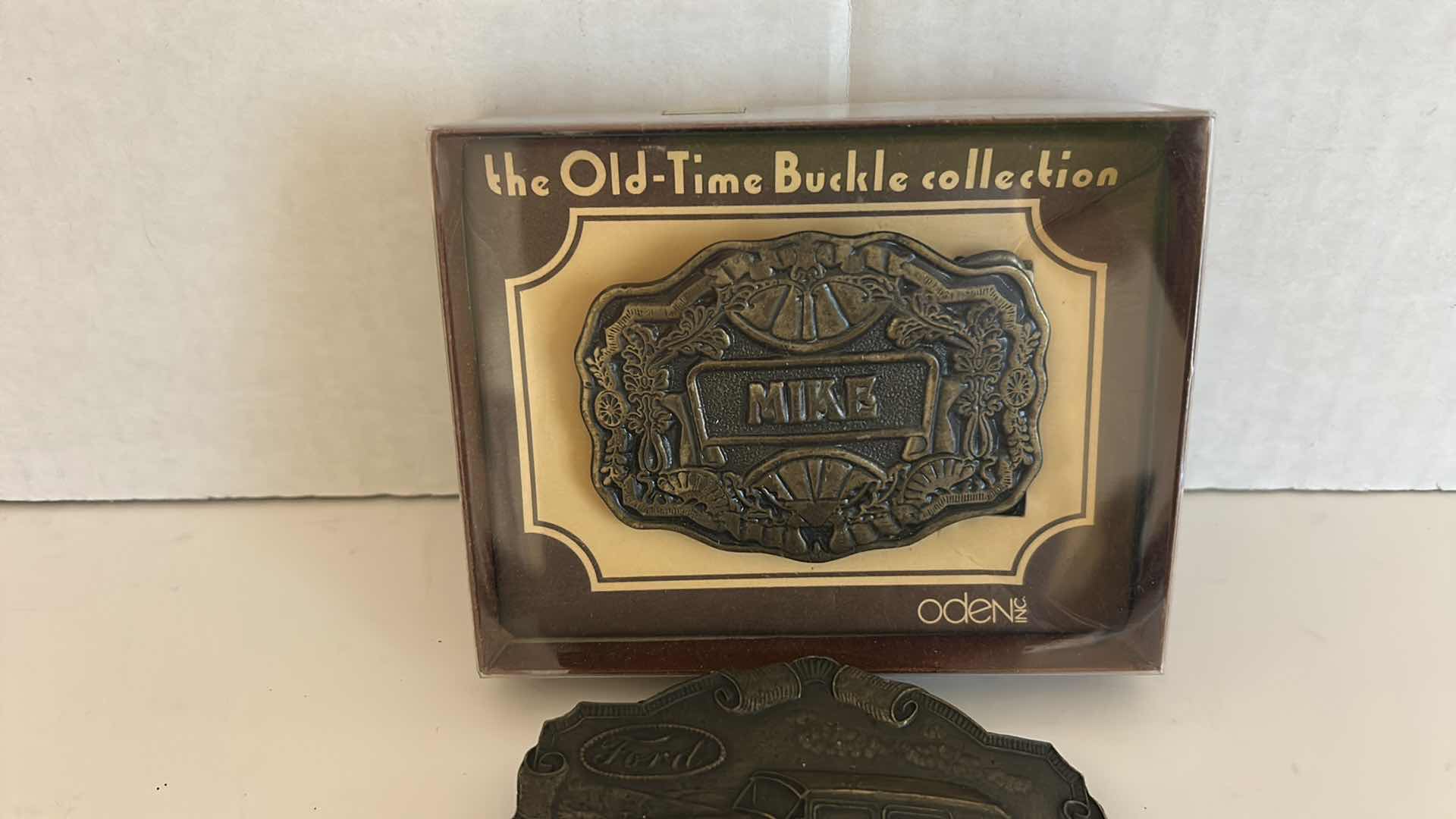 Photo 1 of 2 MENS BELT BUCKLES
