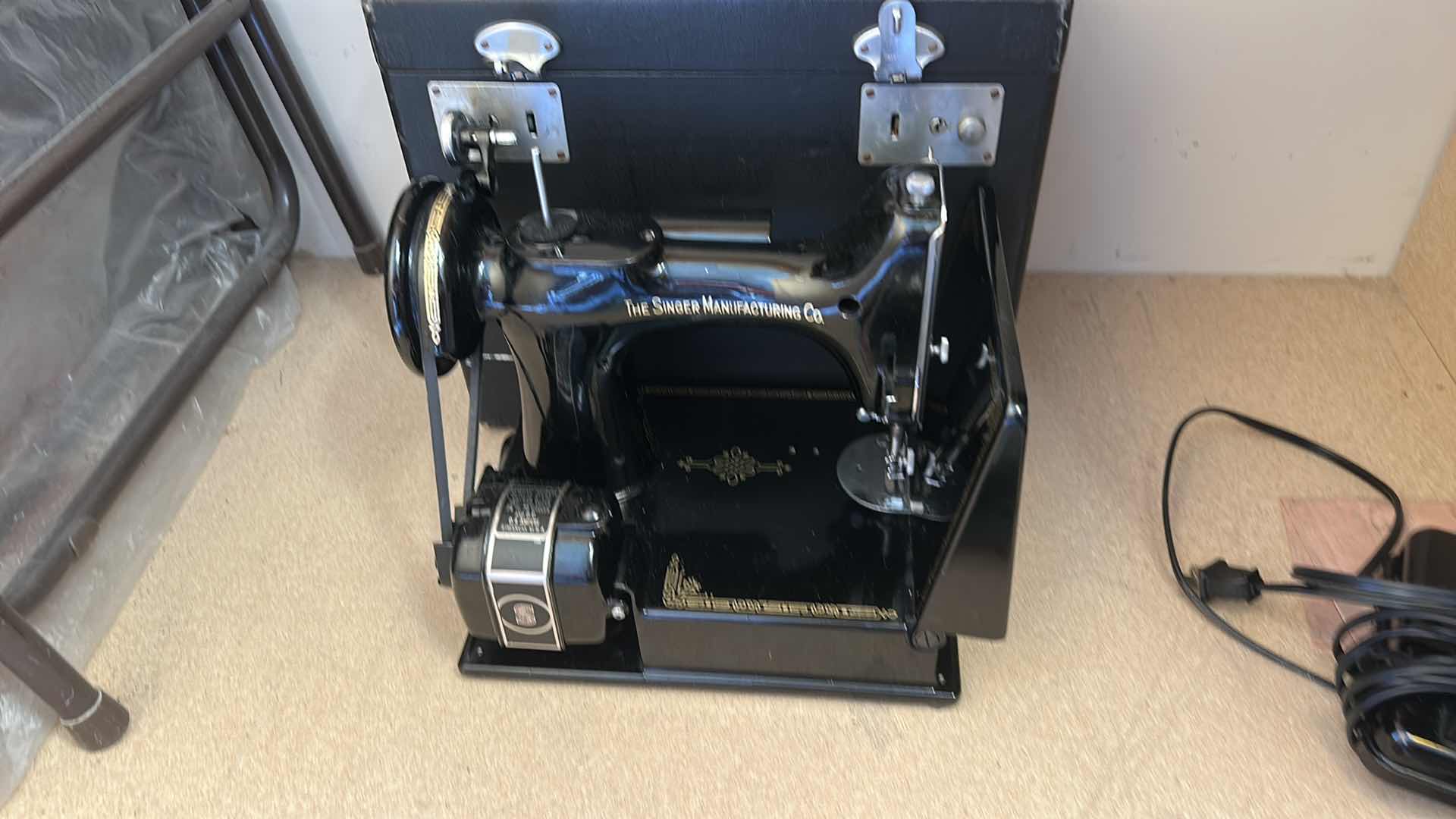 Photo 1 of VINTAGE SINGER SEWING MACHINE, ACCESSORIES AND CASE
