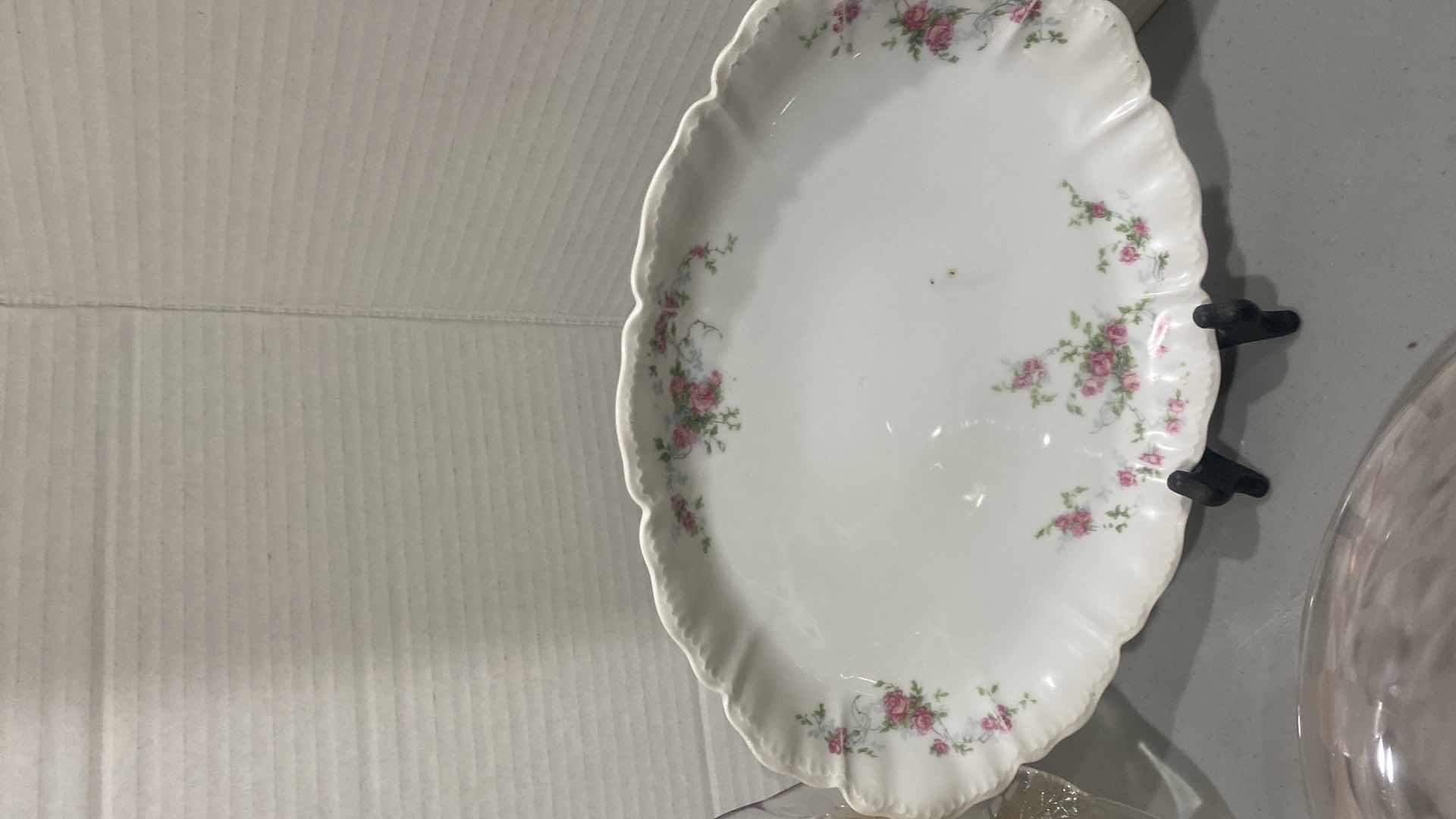 Photo 1 of CONTENTS OF CABINET - 3 PLATTERS & MORE