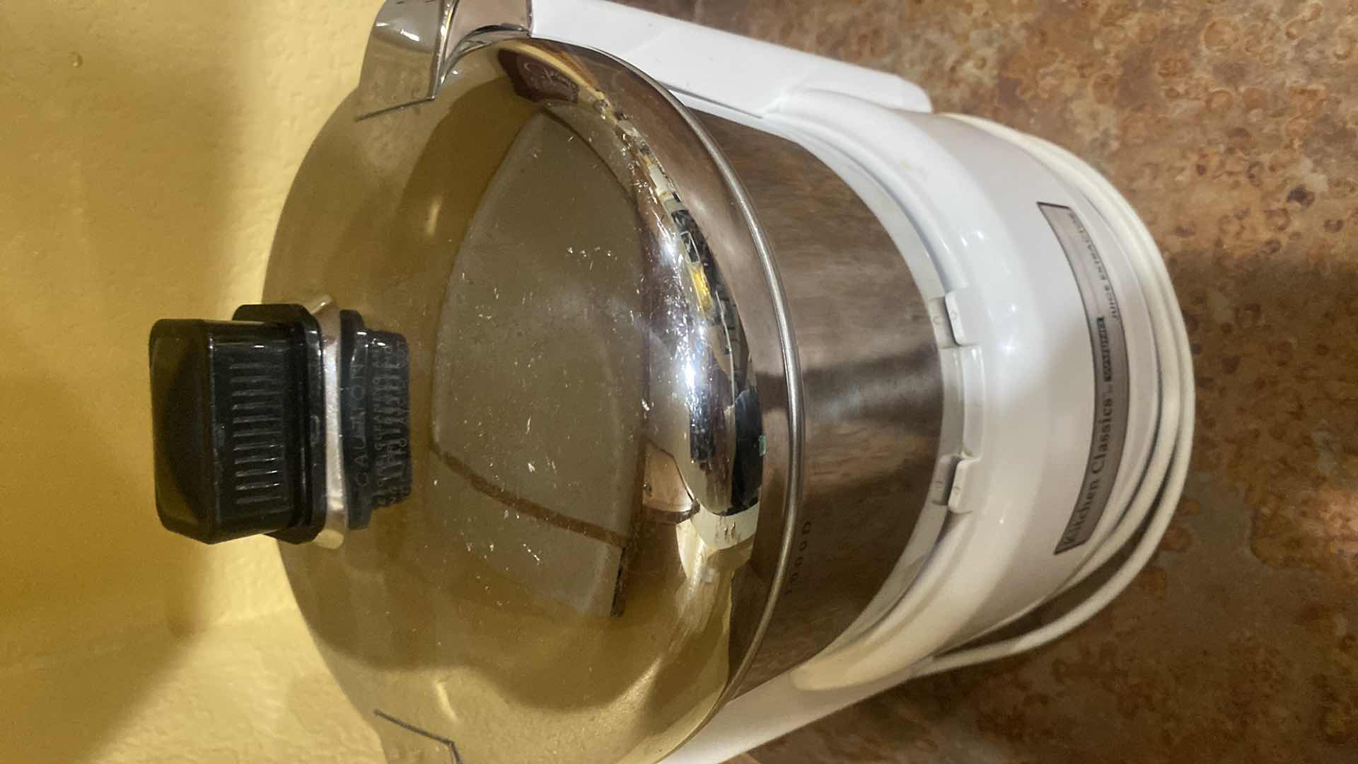 Photo 1 of WARING JUICE EXTRACTOR
