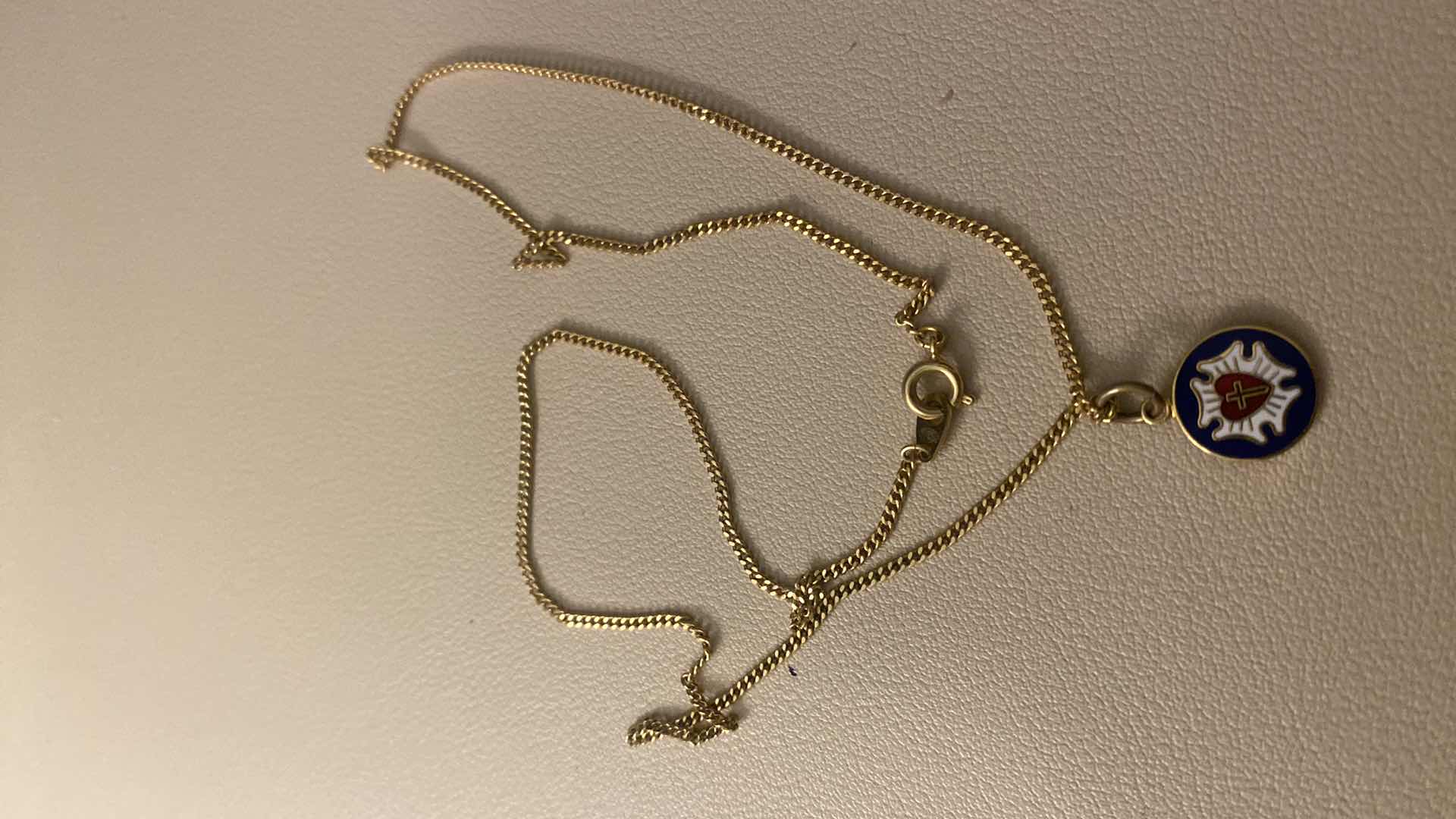 Photo 1 of 14K GOLD FILLED 18” CHAIN WITH LUTHER ROSE, CHAIN WEIGHS 2.88g