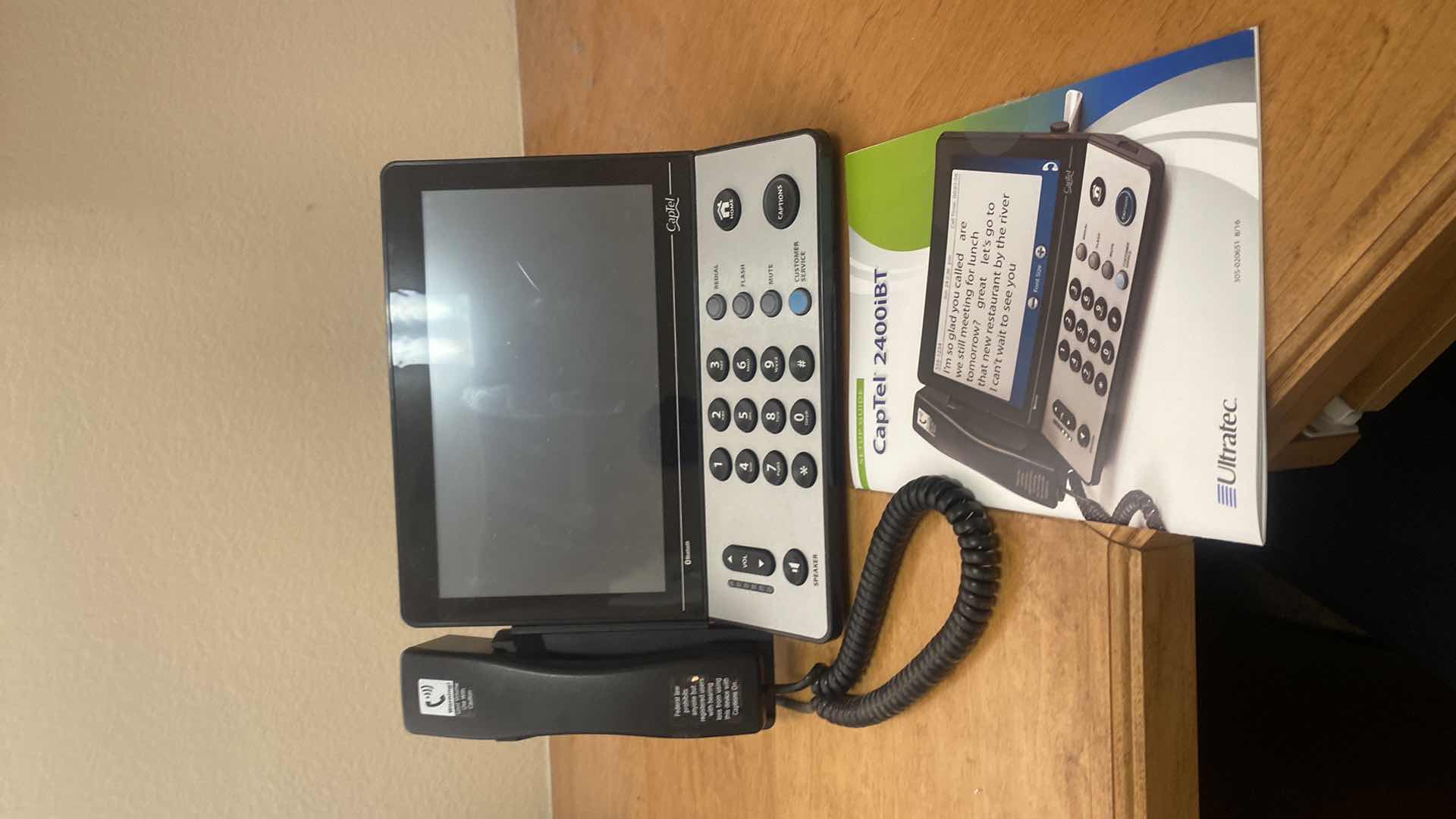 Photo 1 of CAPTEL CAPTIONED PHONE WITH BOX