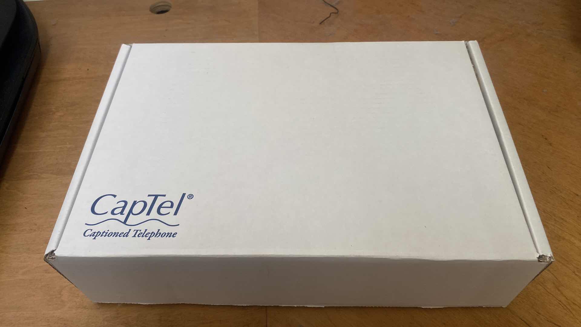 Photo 1 of CAPTEL CAPTIONED PHONE WITH BOX