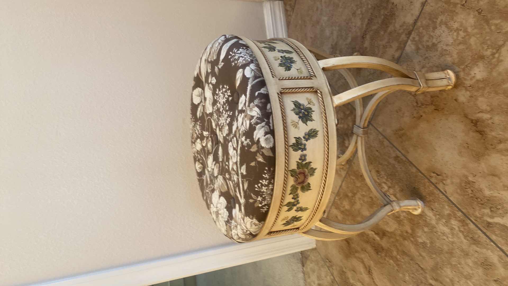 Photo 1 of 16” ROUND METAL & WOOD STOOL H17 1/2”