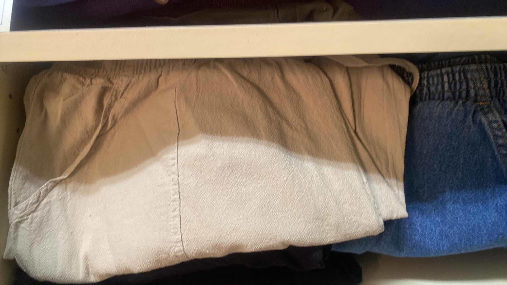 Photo 1 of 8 SHELFS MENS SIZE 2 XL & XL CLOTHING