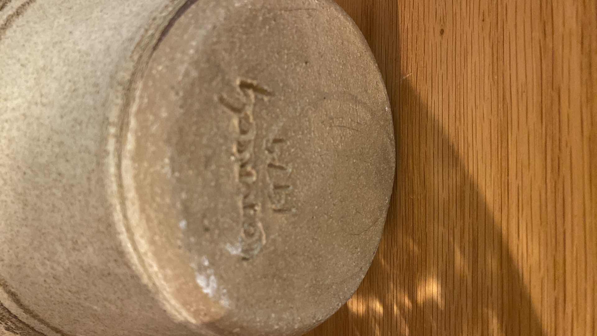 Photo 1 of 1979 POTTERY VASE SIGNED H11”