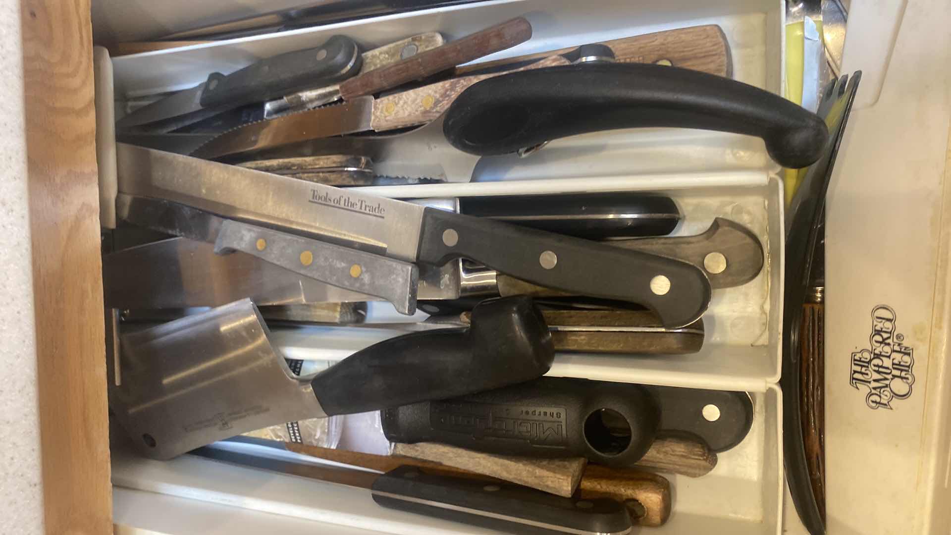 Photo 1 of CONTENTS OF CABINET-KNIFES