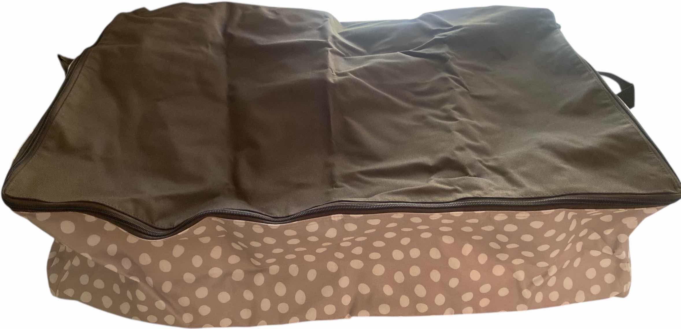 Photo 1 of 4-THIRTY ONE COLLAPSABLE STORAGE BAG  26“ x 17“ H7”