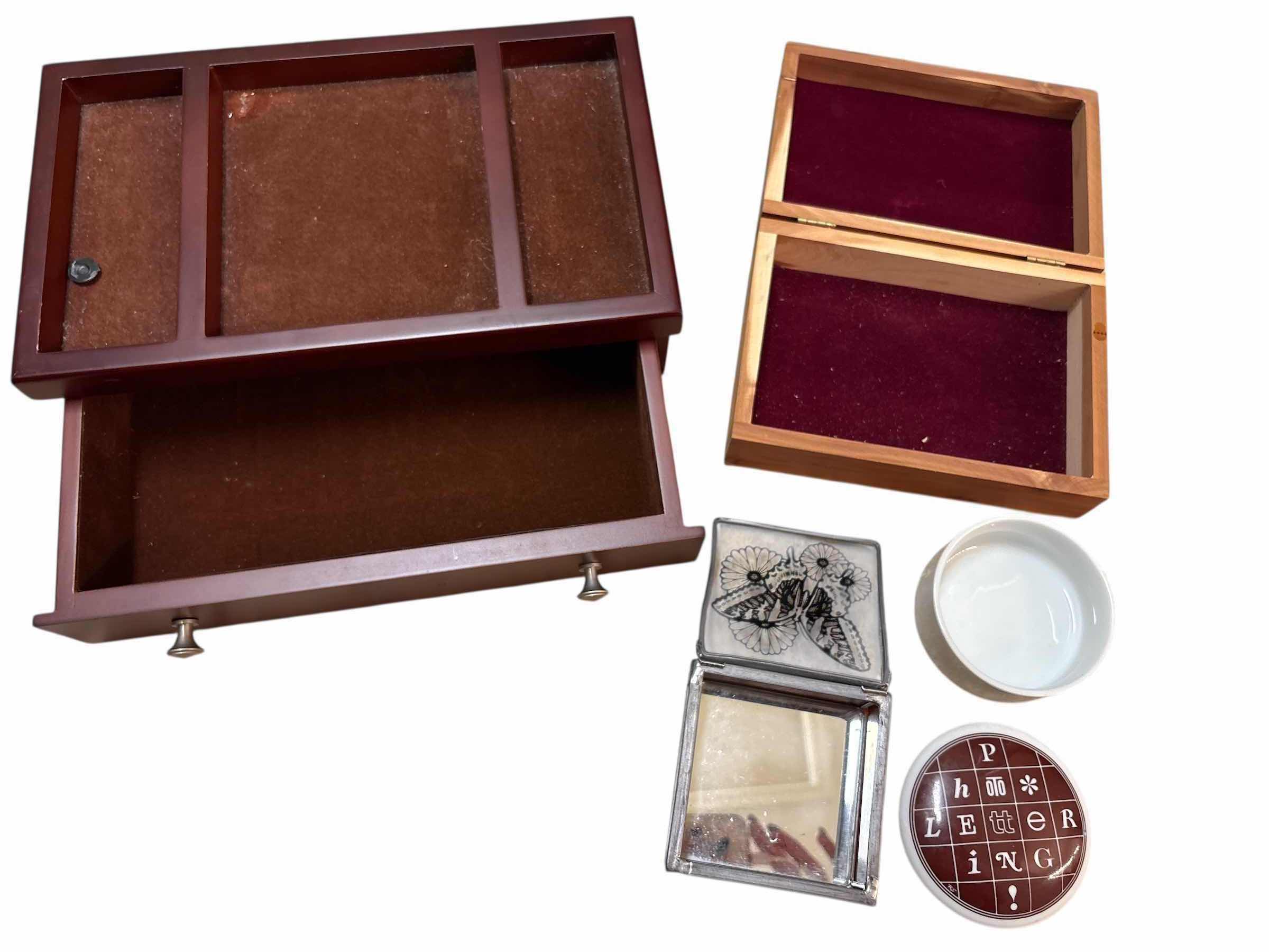 Photo 1 of (7)PCS JEWELRY BOXES
