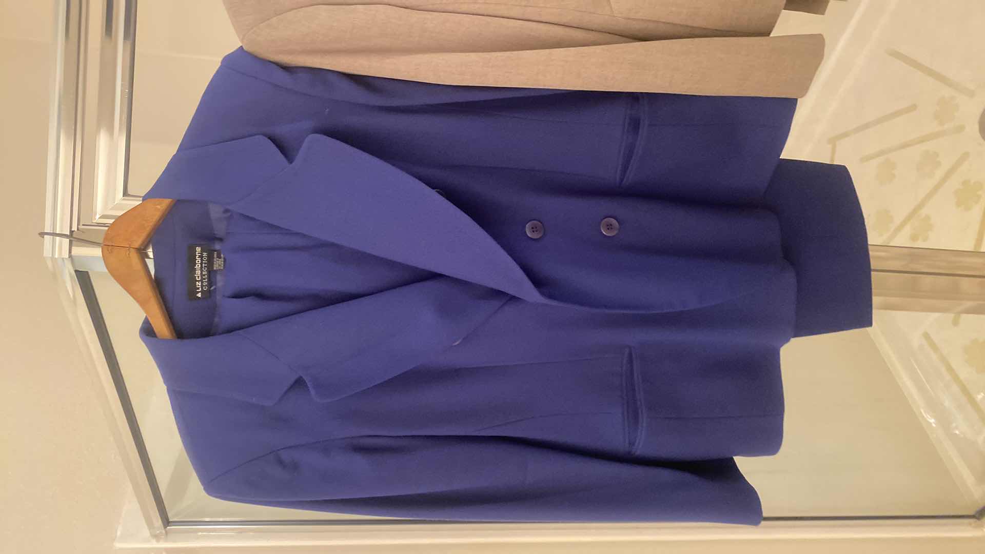 Photo 1 of 3-WOMENS SIZE 16 SUITS LIZ CLAIBORNE, SUIT STUDIO & ALFRED DUNNER