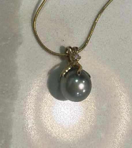 Photo 1 of 14K GOLD NECKLACE FROM ITALY 24” CHAIN  WITH SILVER PEARL 1/2” AND DIAMOND