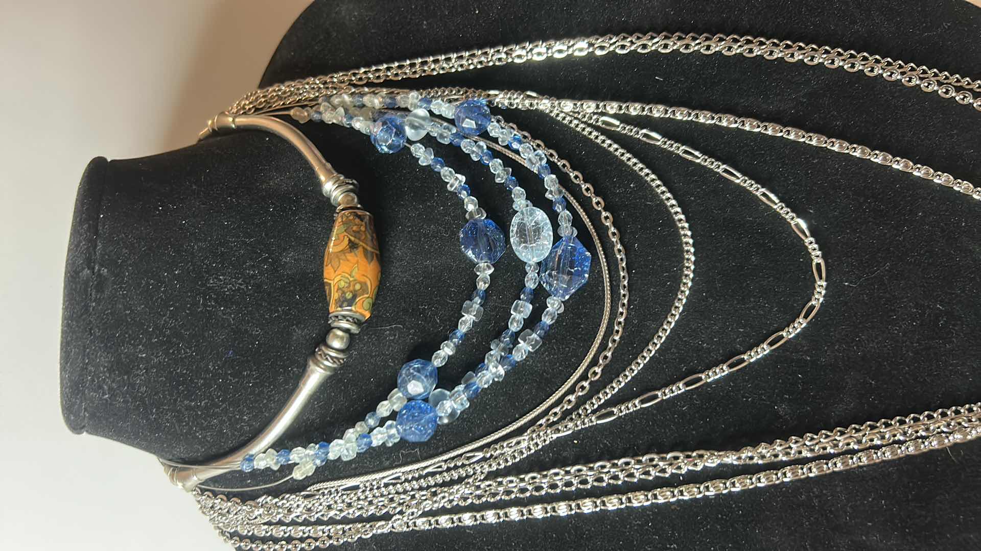Photo 1 of 4 WOMENS NECKLACE