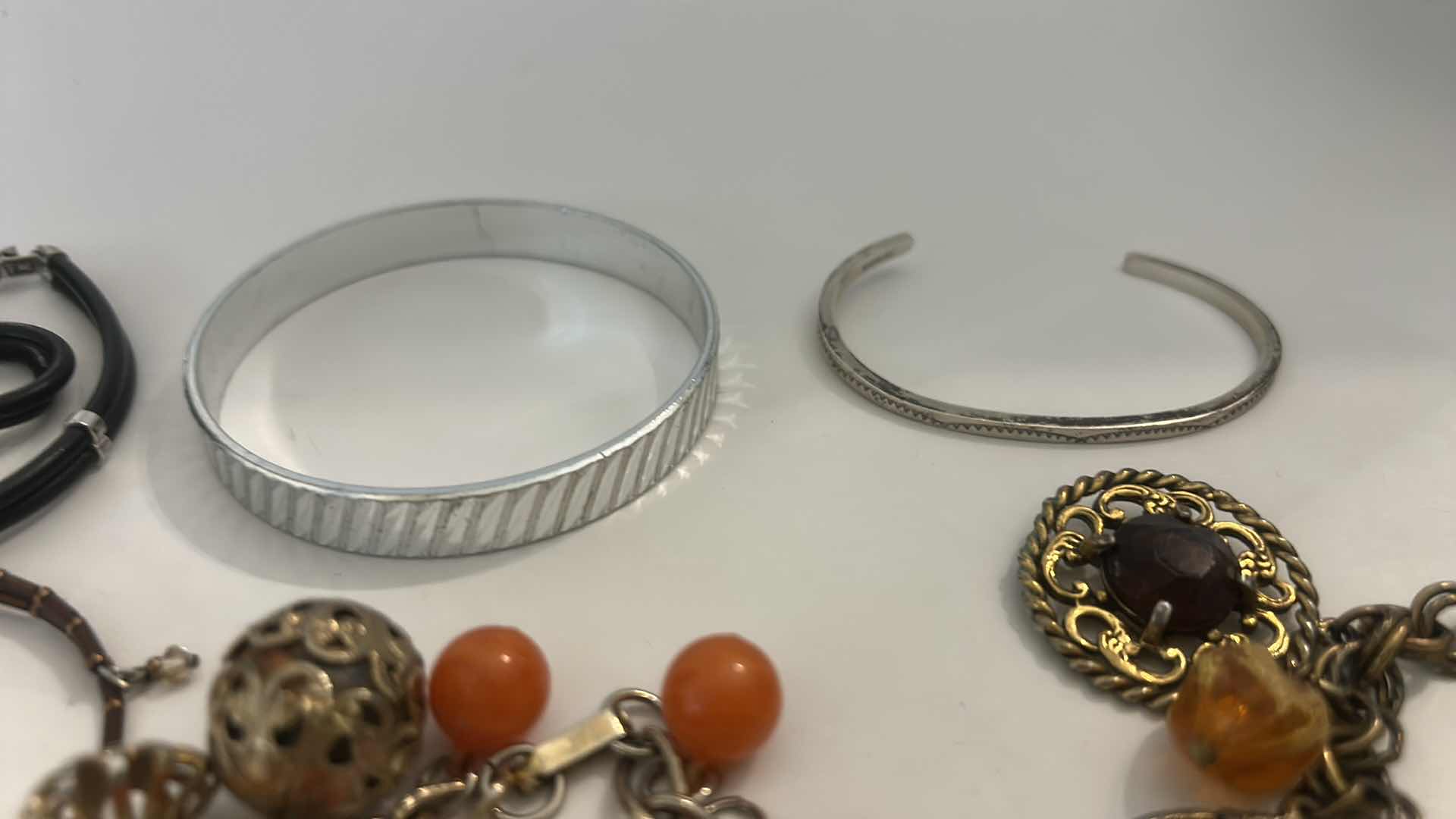 Photo 1 of 6 WOMENS BRACELETS
