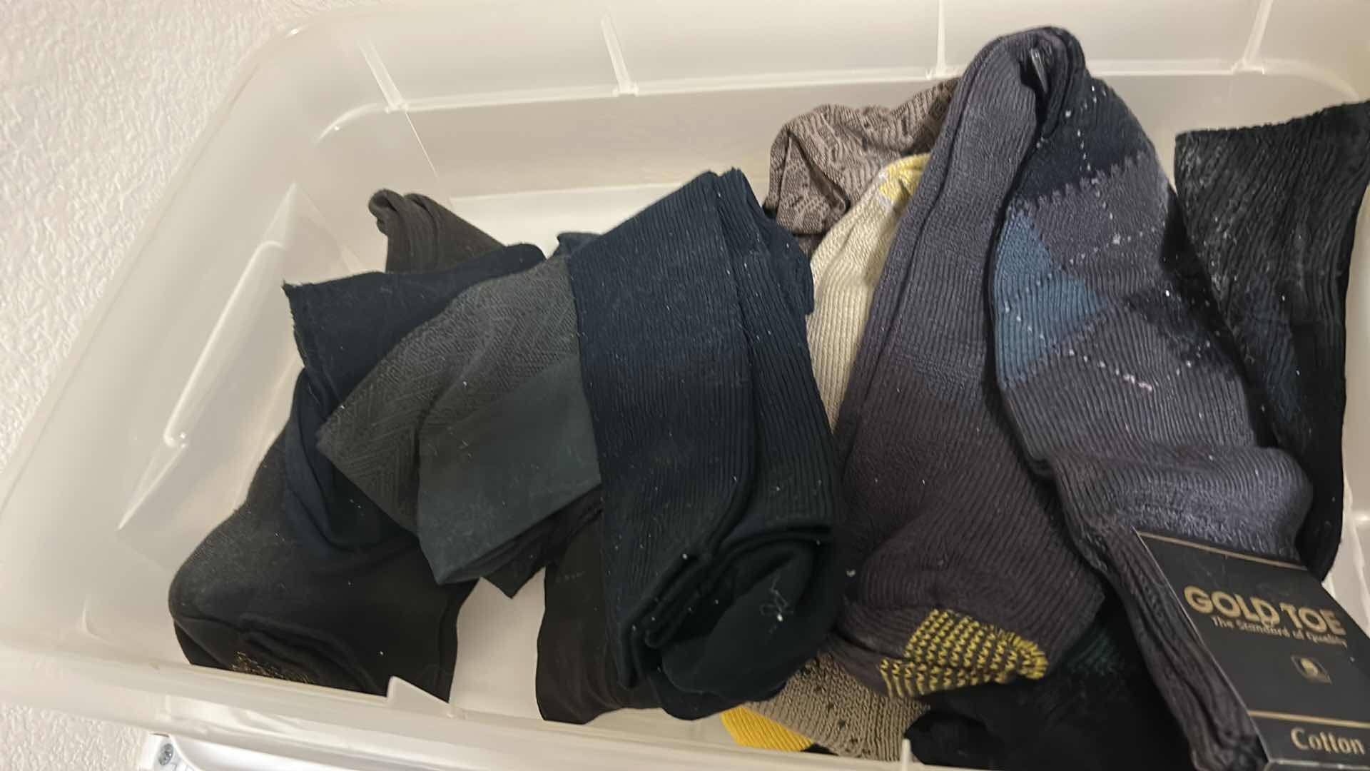 Photo 1 of 2-CONTENTS OF CONTAINER MENS SOCKS
