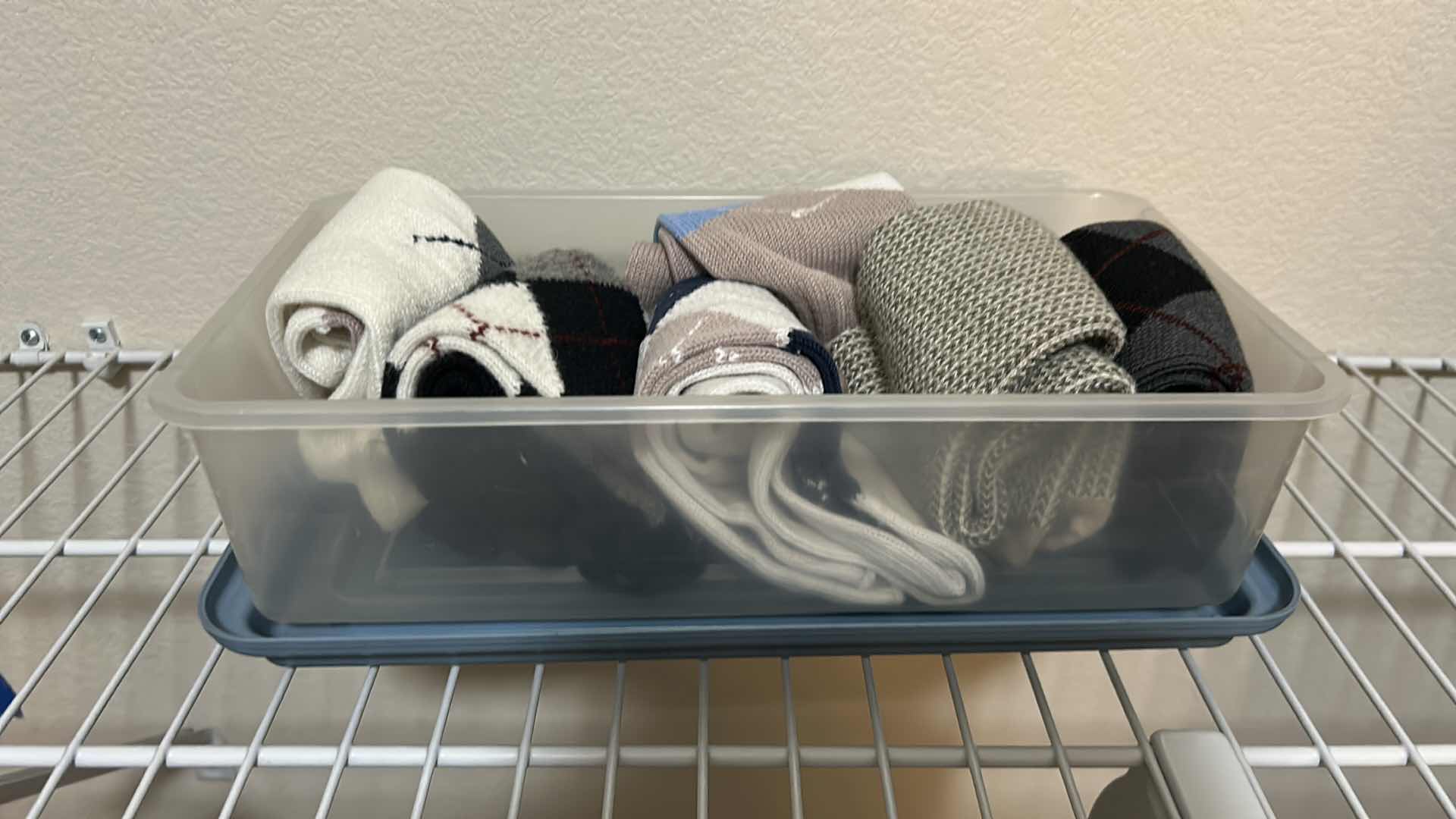 Photo 1 of 2-CONTENTS OF CONTAINER MENS SOCKS
